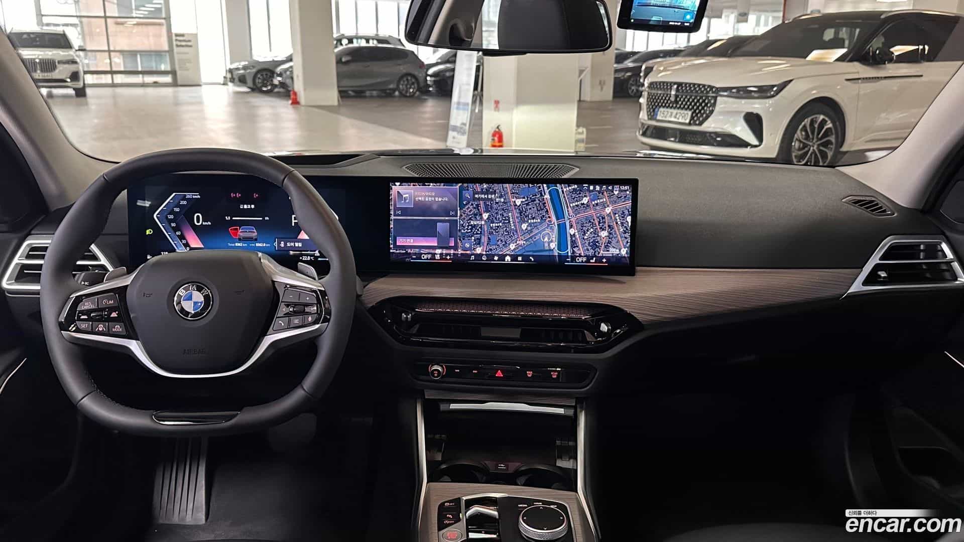 3-Series BMW 2025.6-INNER-007