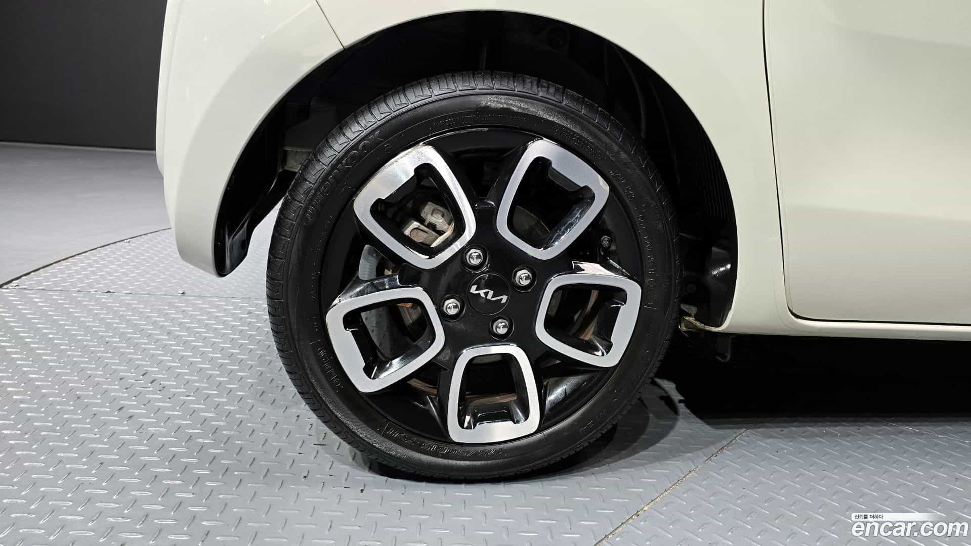 RAY Kia 2022.2-OUTER-005