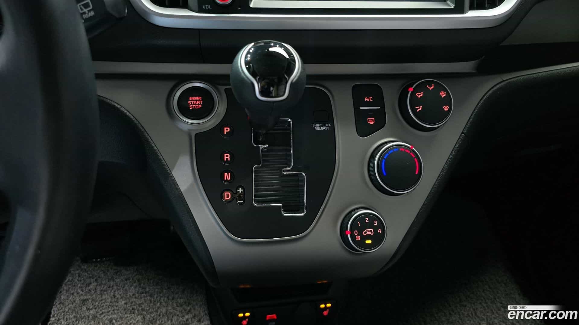 RAY Kia 2022.2-INNER-009