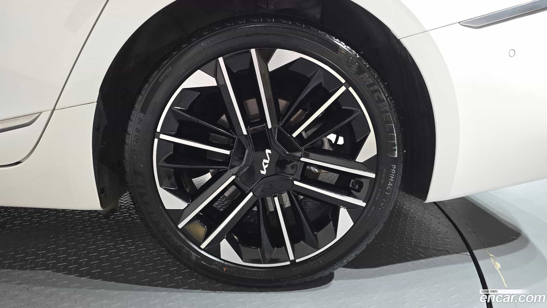 K8 Kia 2025.2-OUTER-031