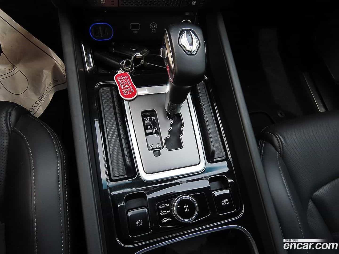 Rexton KG Mobility 2019.0-INNER-010