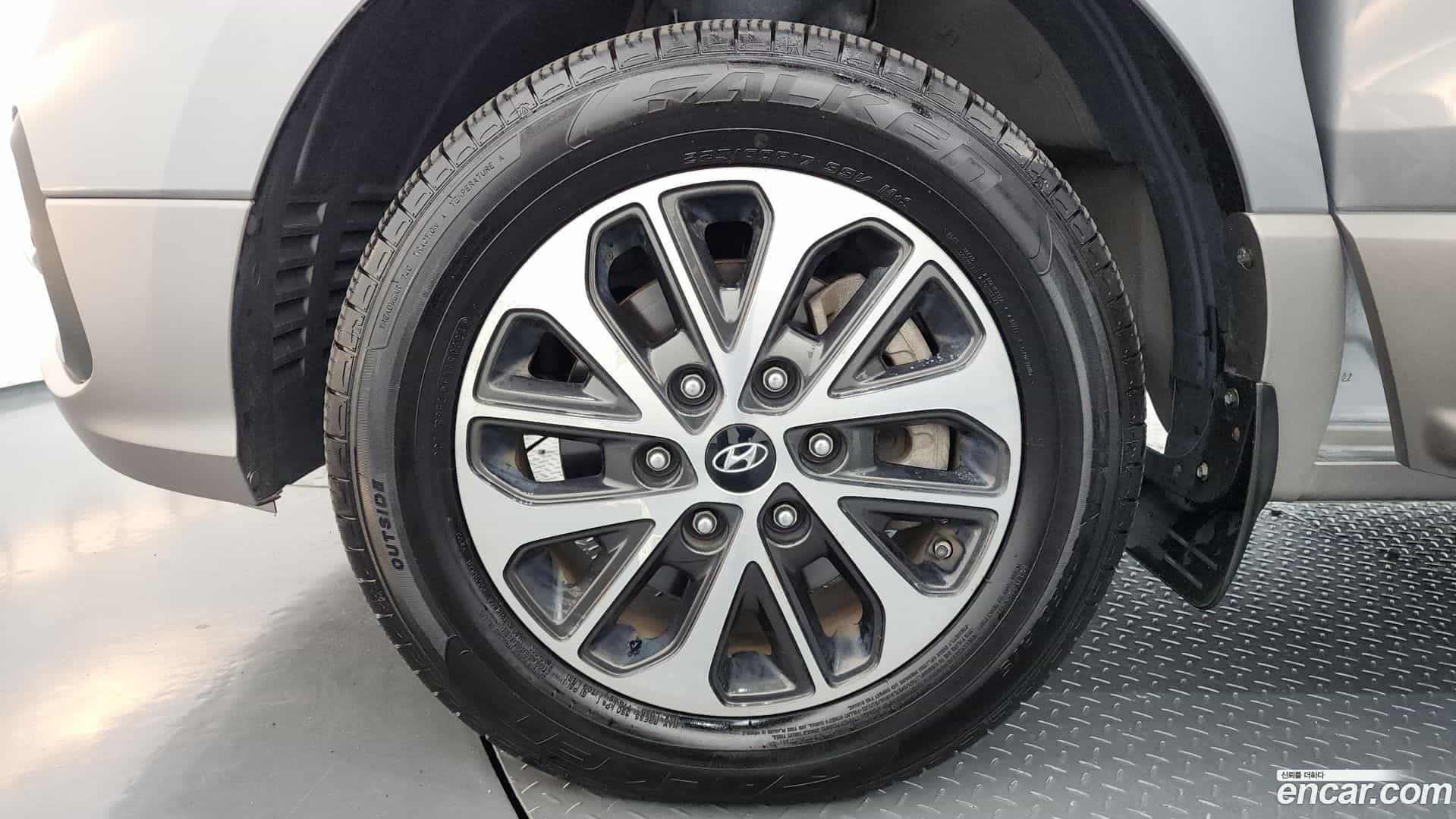 Starex Hyundai 2020.0-OUTER-005