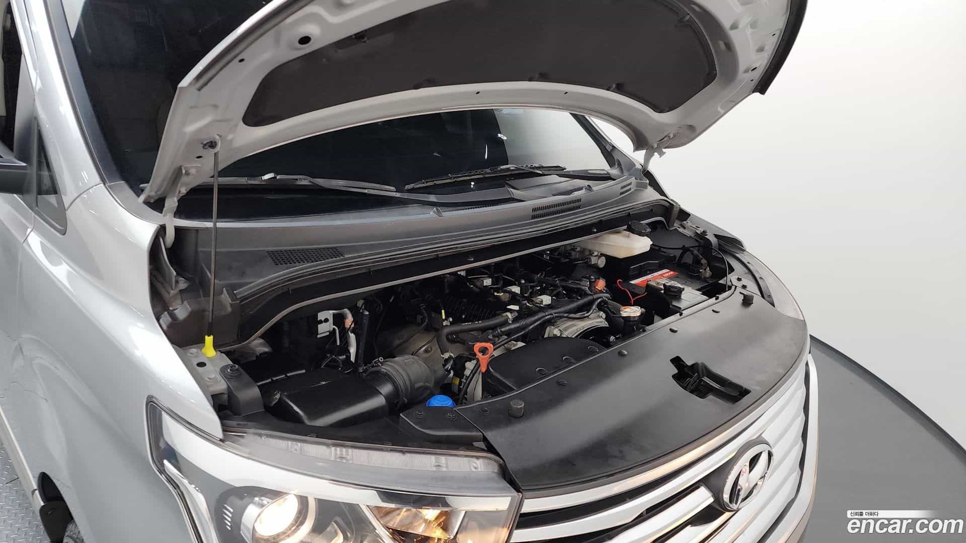 Starex Hyundai 2020.0-OUTER-006