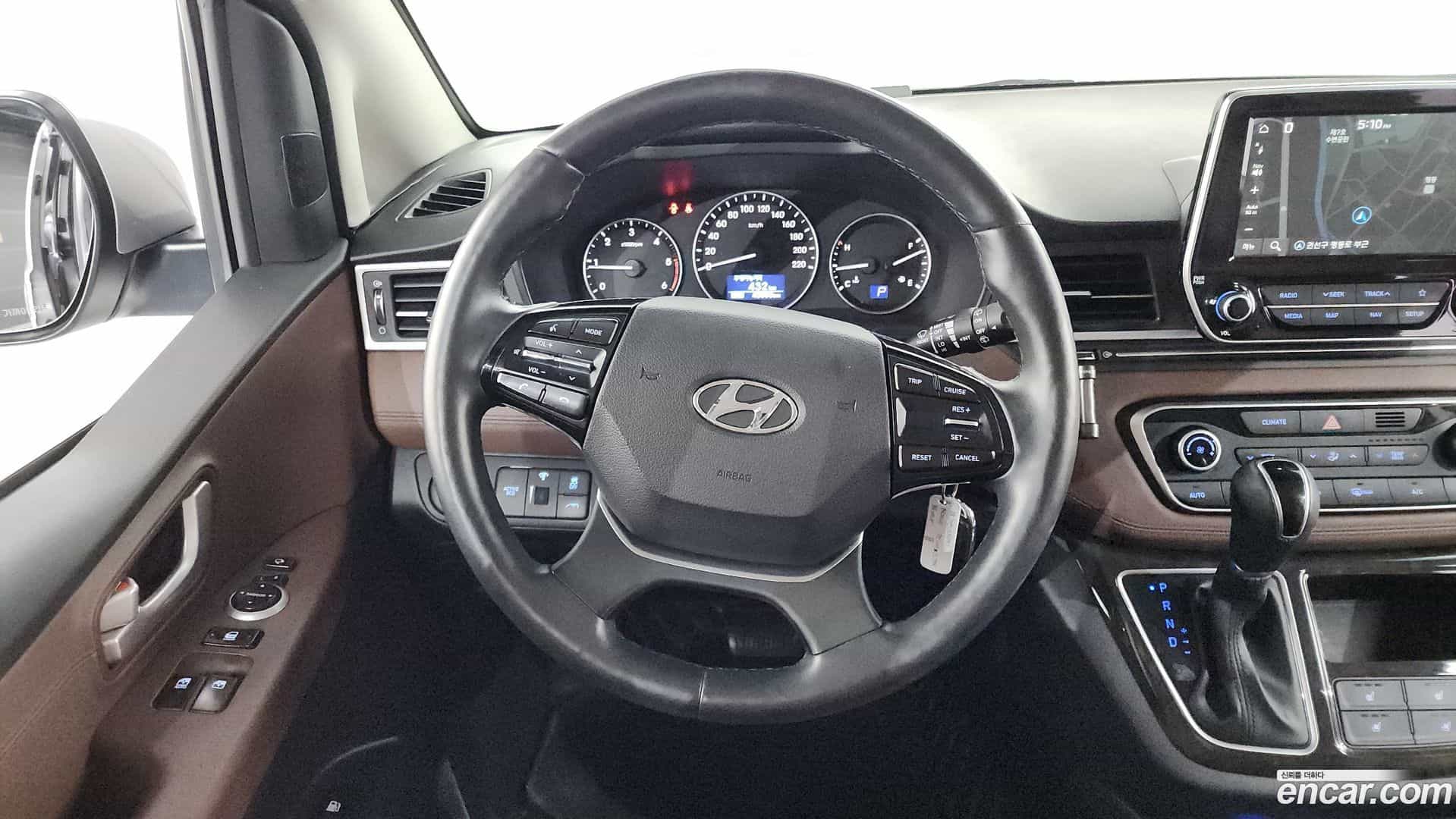 Starex Hyundai 2020.0-OPTION-019