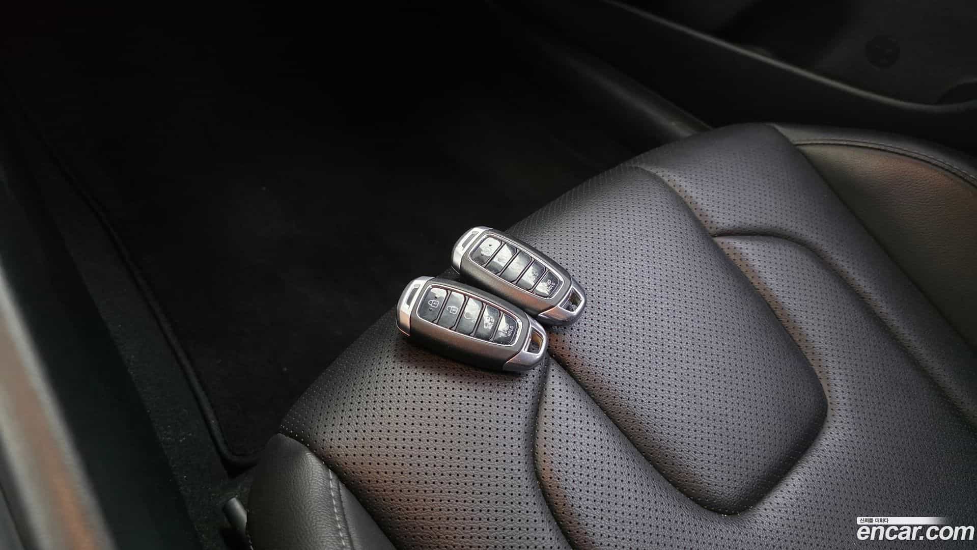 AVANTE Hyundai 2021.4-OPTION-023