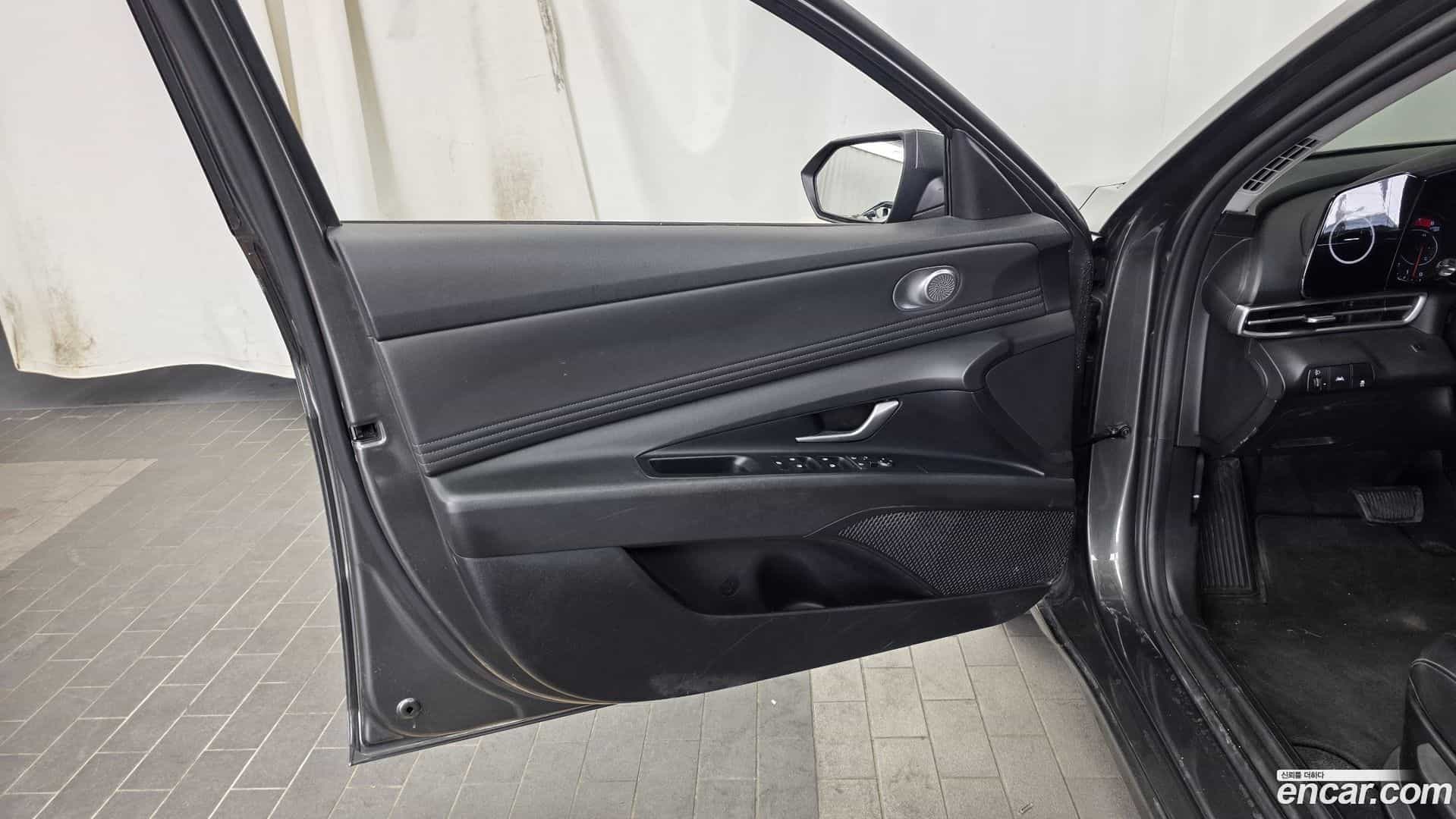 AVANTE Hyundai 2021.4-INNER-034
