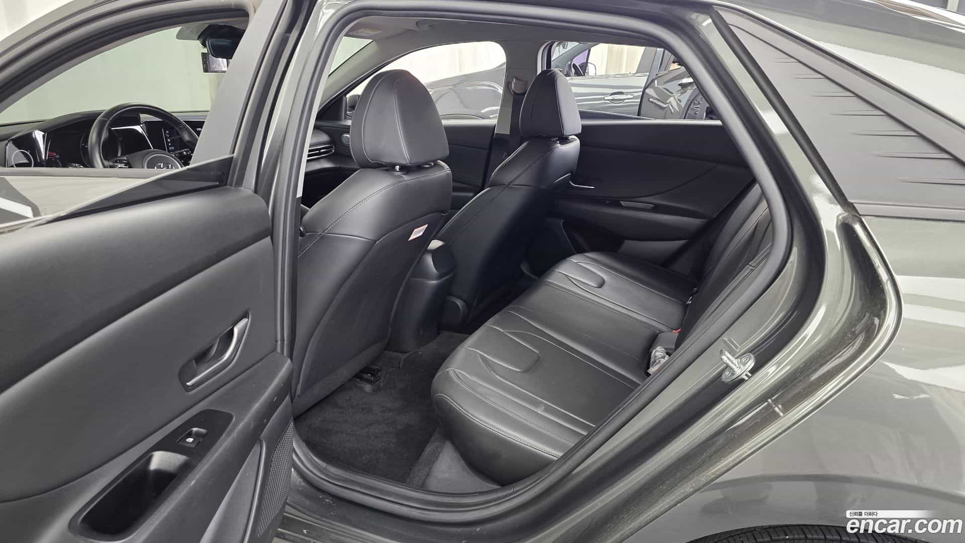 AVANTE Hyundai 2021.4-INNER-036