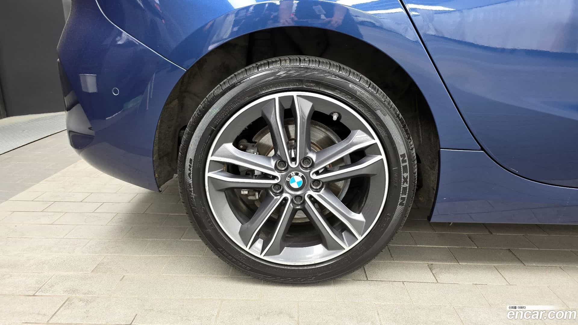 1-Series BMW 2021.4-OUTER-005