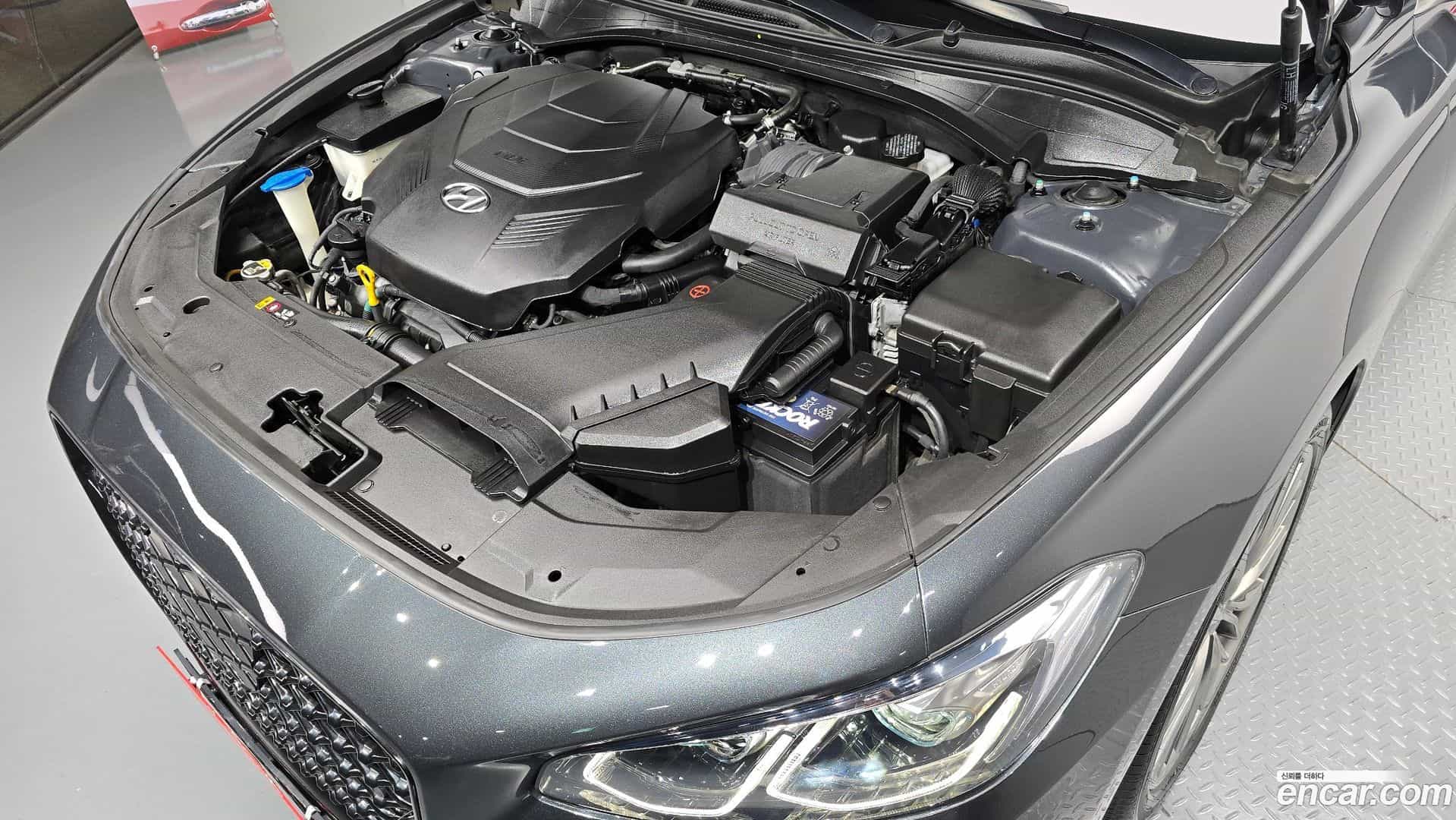 Grandeur Hyundai 2018.10-OUTER-006