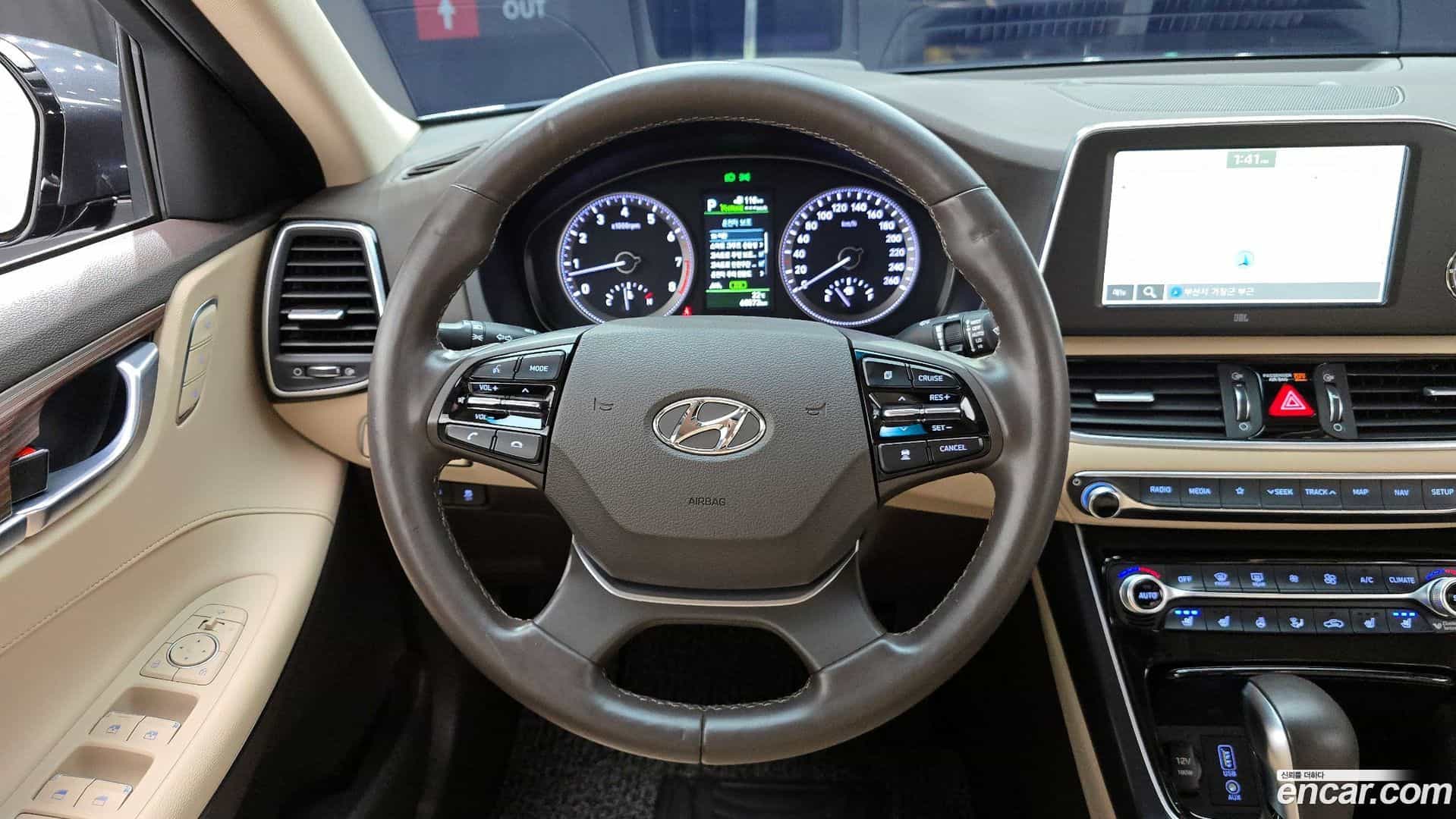Grandeur Hyundai 2018.10-OPTION-017