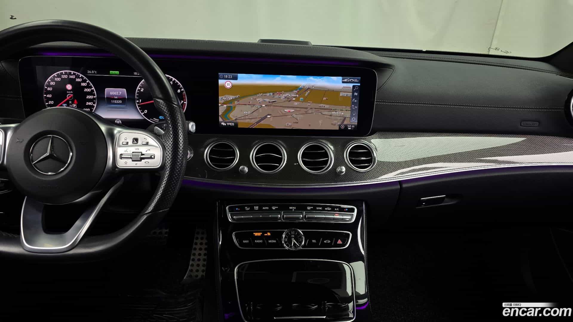 E-Class Mercedes-Benz 2019.10-OPTION-018