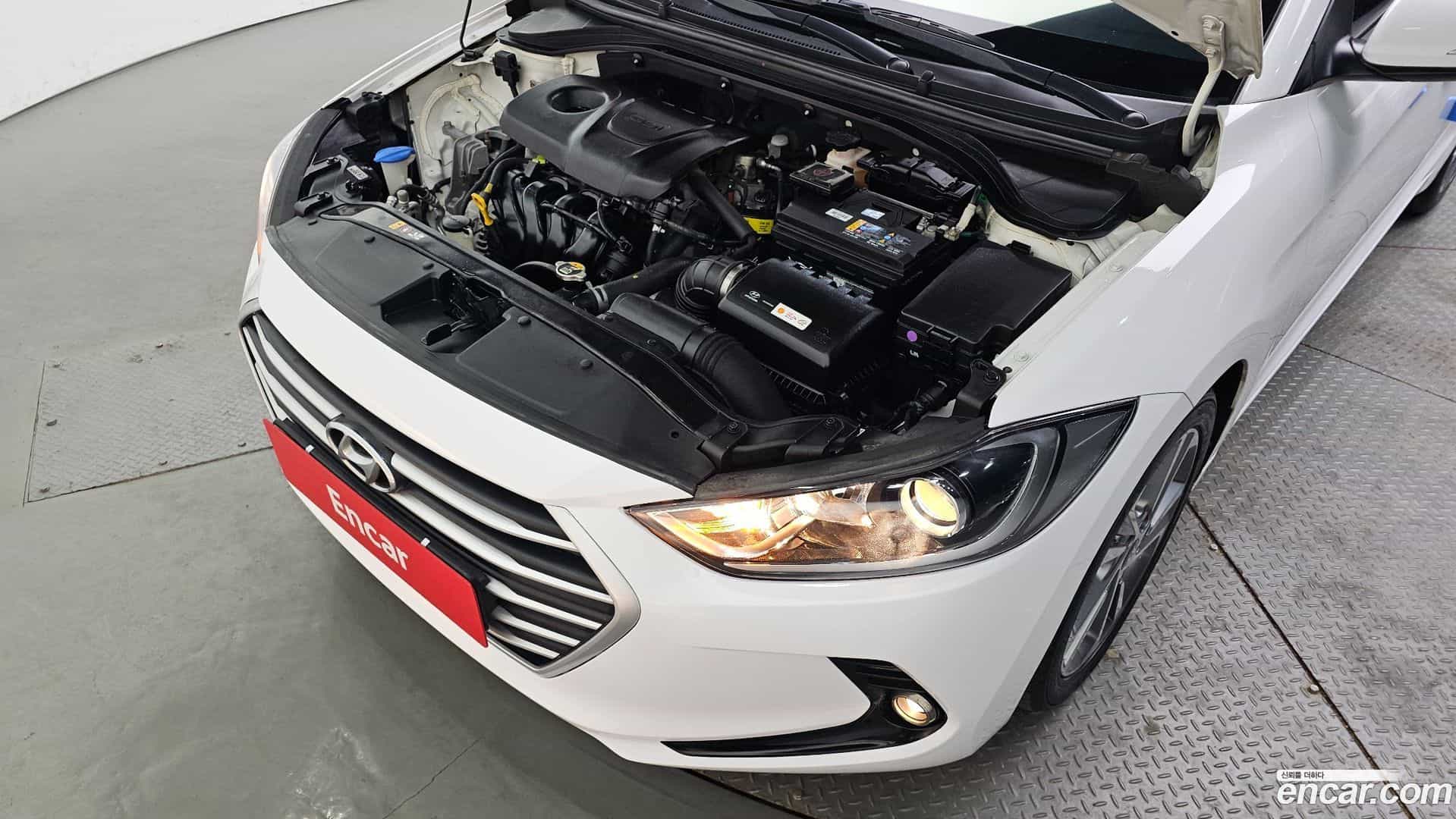 AVANTE Hyundai 2018.7-OUTER-006