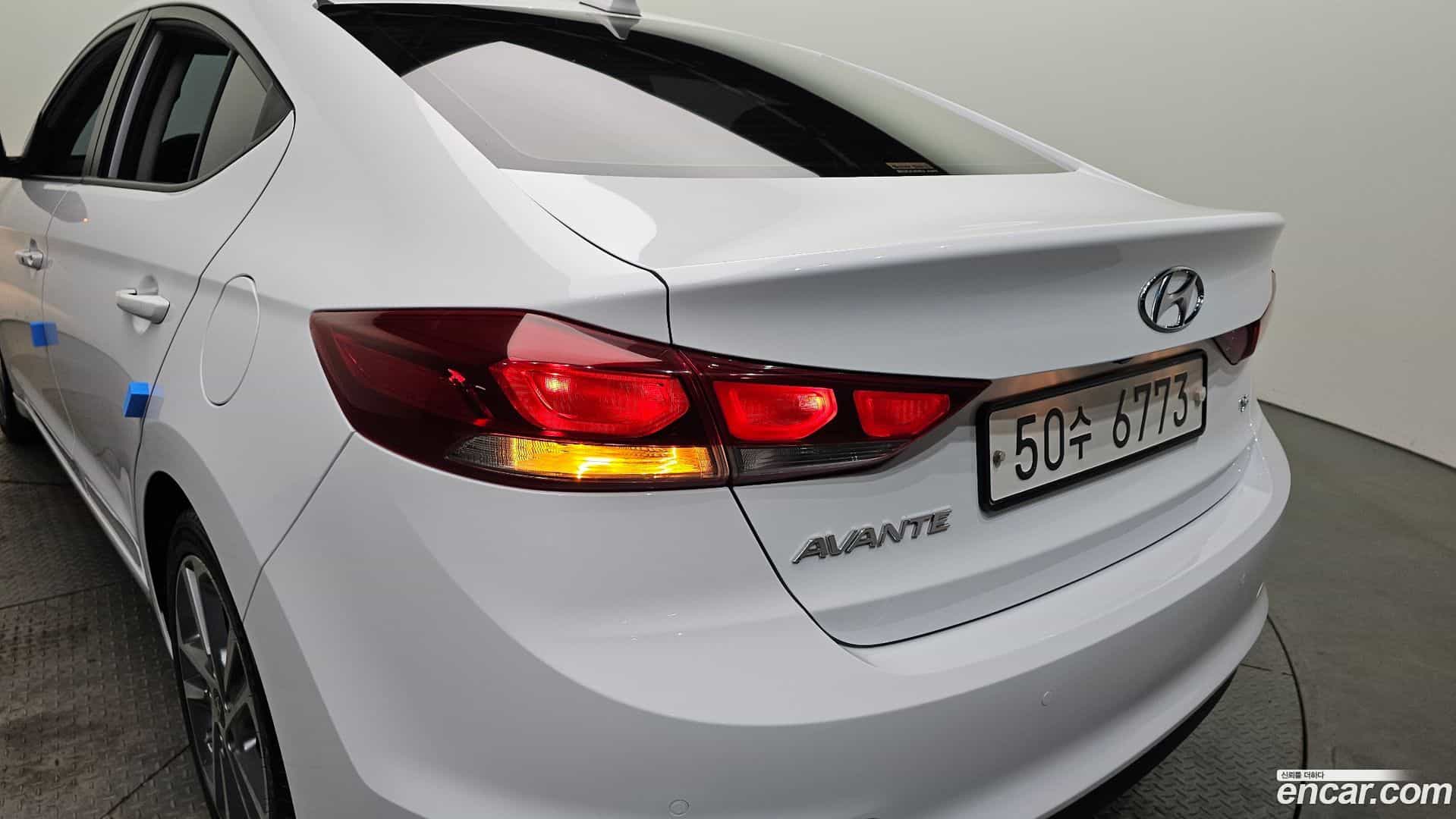 AVANTE Hyundai 2018.7-OUTER-033