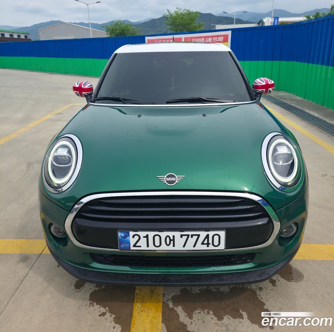 Main__Slider__Photo:Cooper Mini 2020.9-0