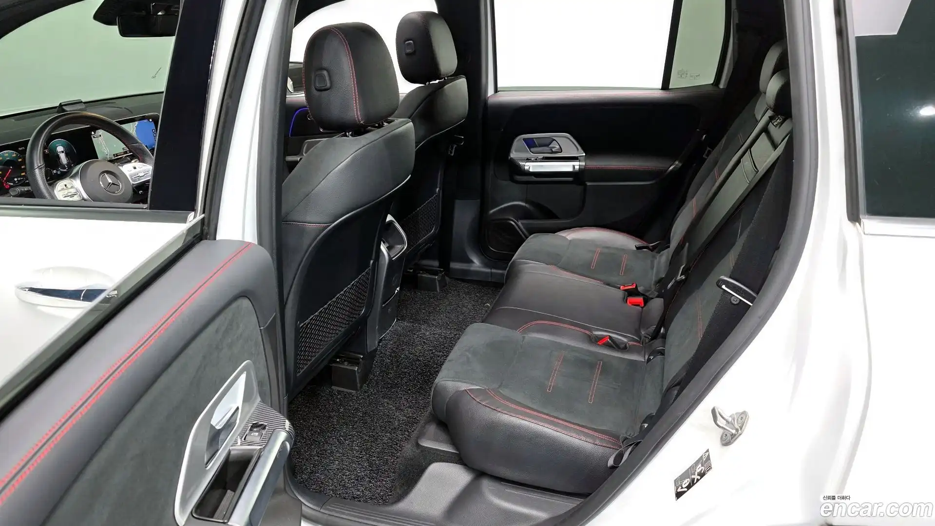 GLB-Class Mercedes-Benz 2020.9-OPTION-016