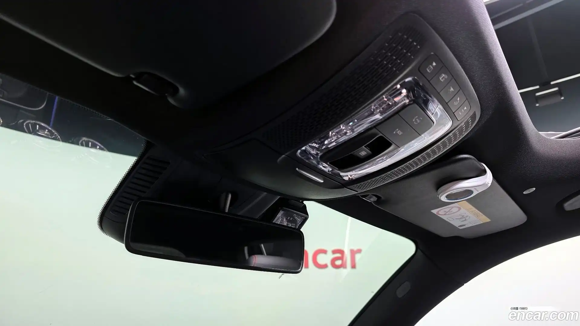 GLB-Class Mercedes-Benz 2020.9-OPTION-043