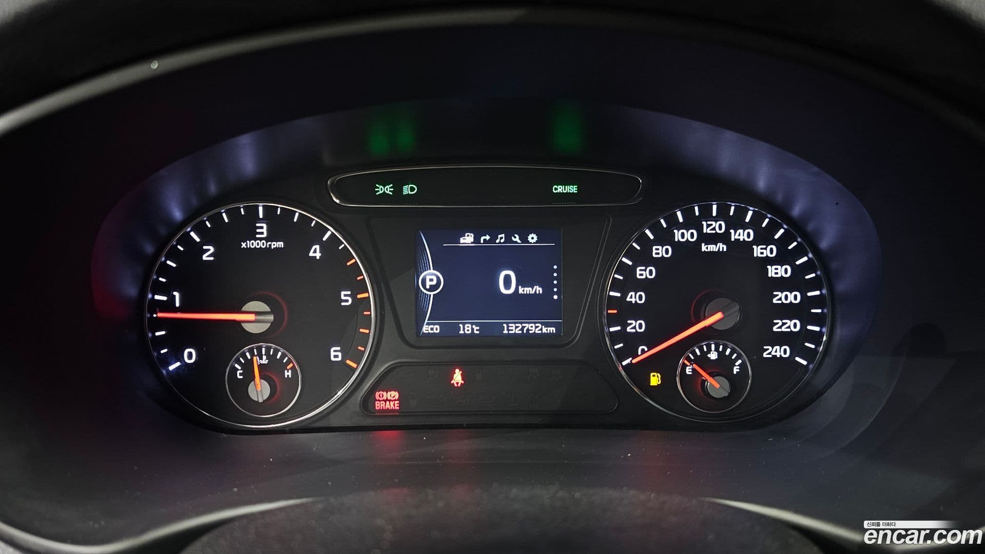 Main__Slider__Photo:Sorento Kia 2016.11-7