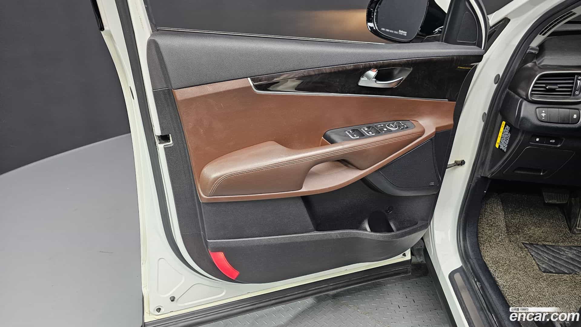 Sorento Kia 2016.11-INNER-034