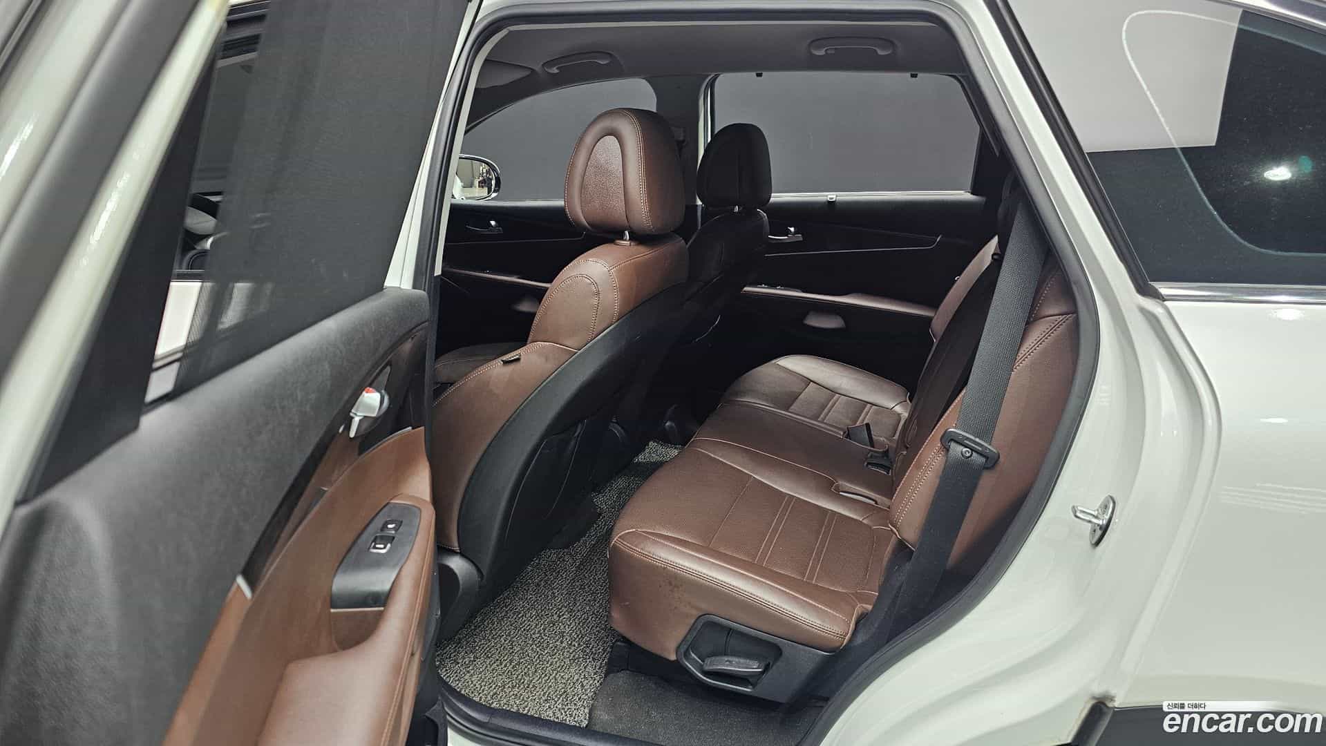 Sorento Kia 2016.11-INNER-036