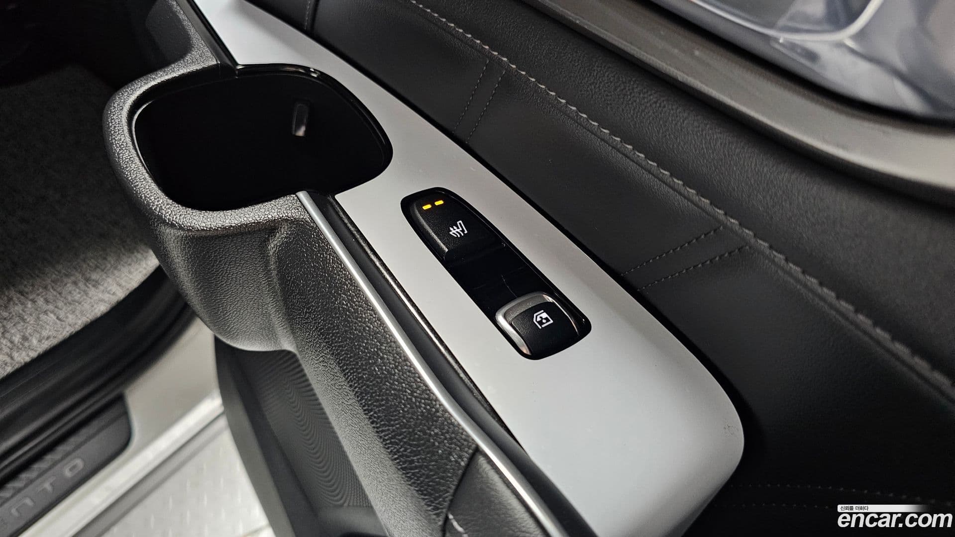 Main__Slider__Photo:Sorento Kia 2024.11-18