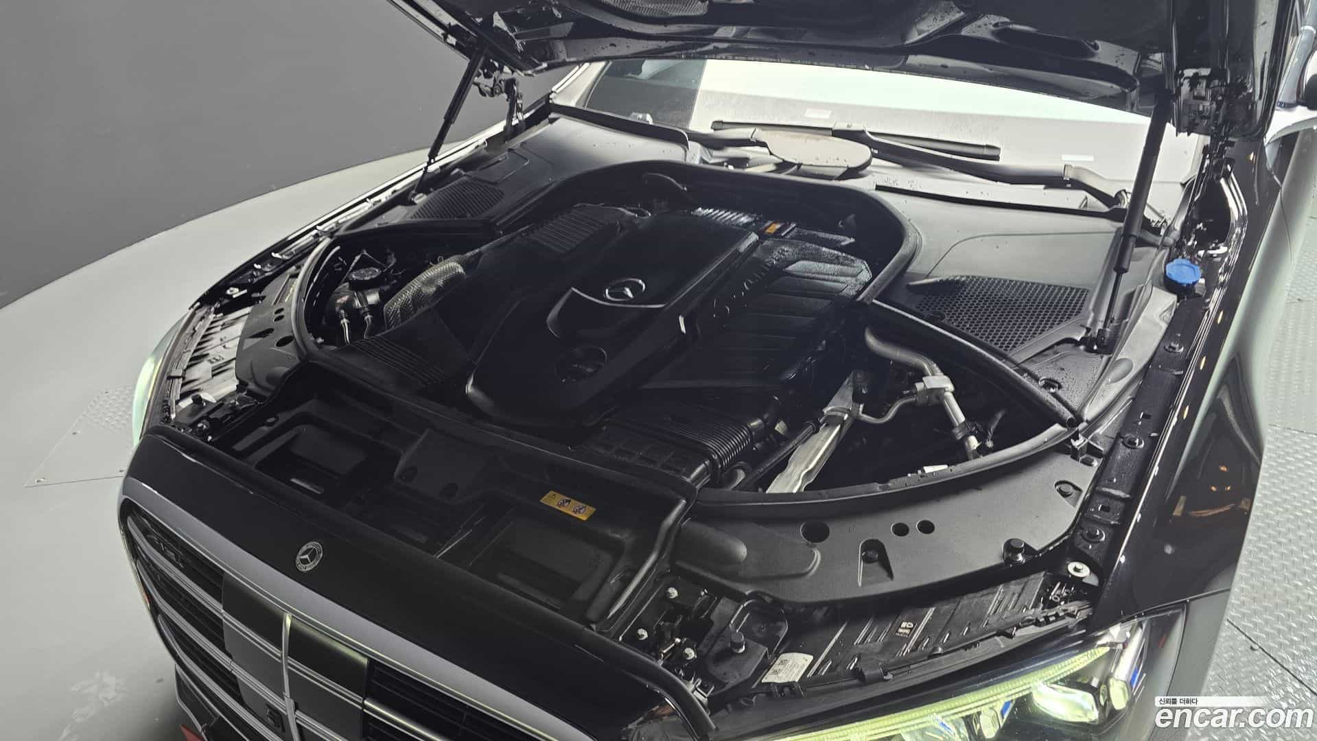 S-Class Mercedes-Benz 2022.1-OUTER-006