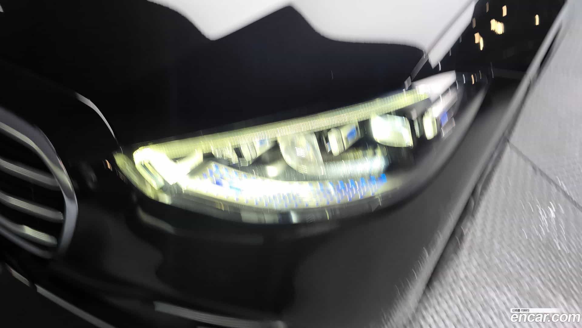 S-Class Mercedes-Benz 2022.1-OUTER-032