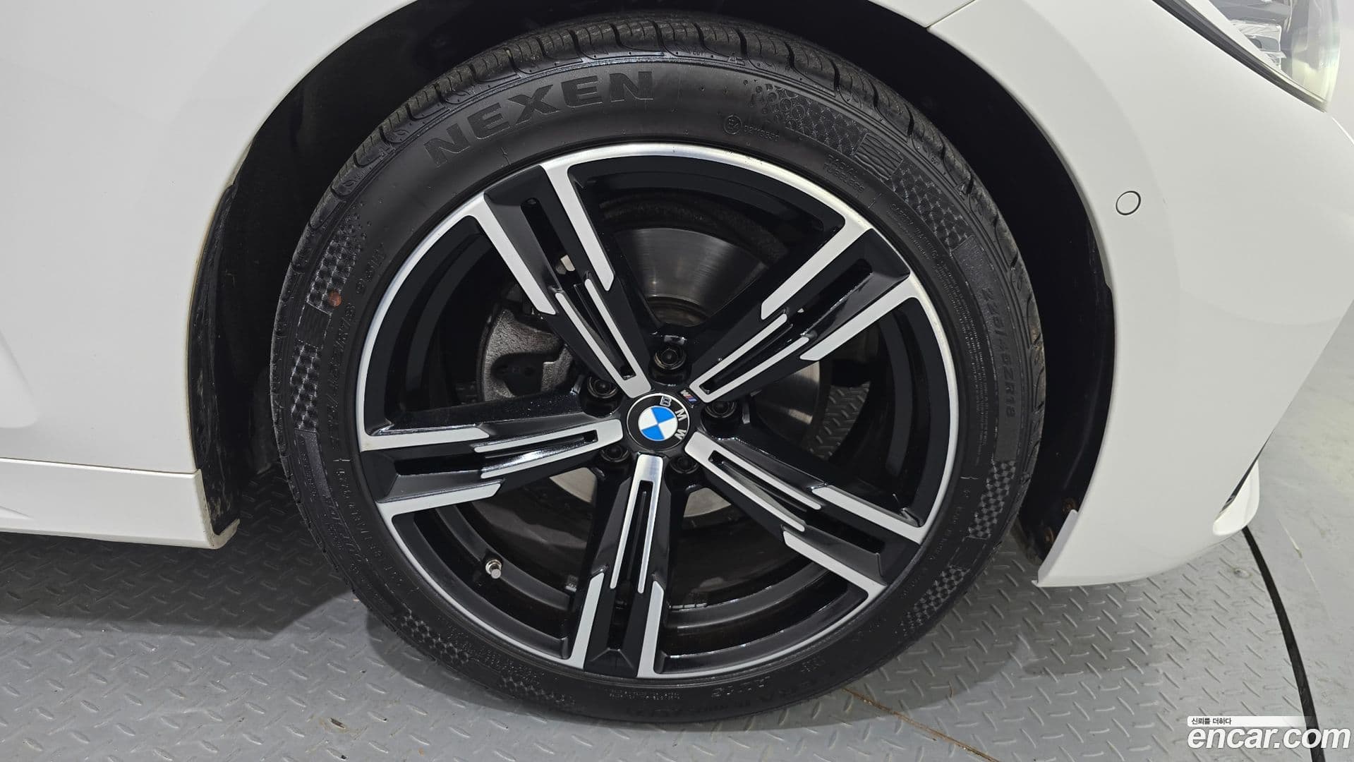 Main__Slider__Photo:4-Series BMW 2021.3-20