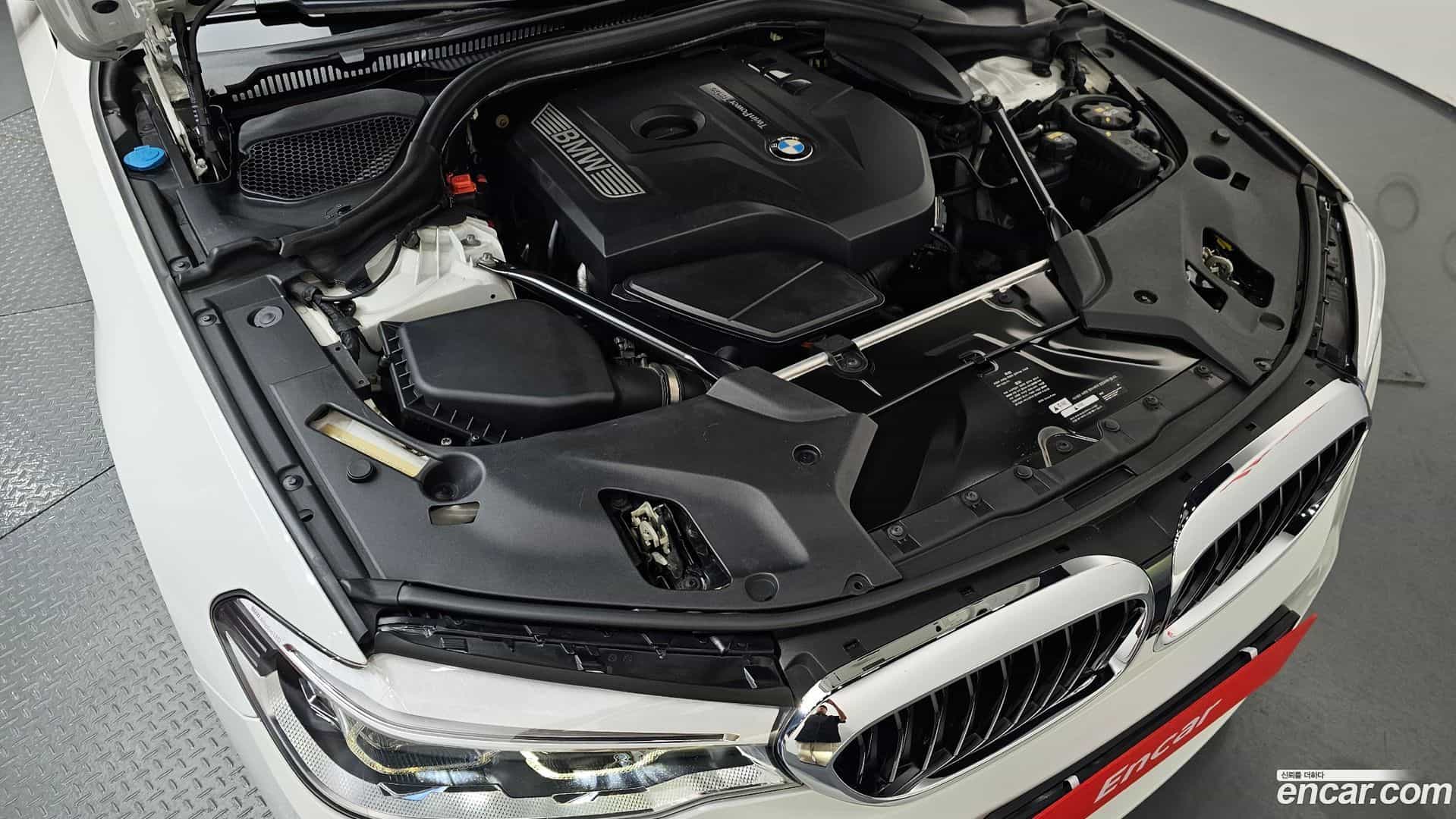 5-Series BMW 2017.5-OUTER-006