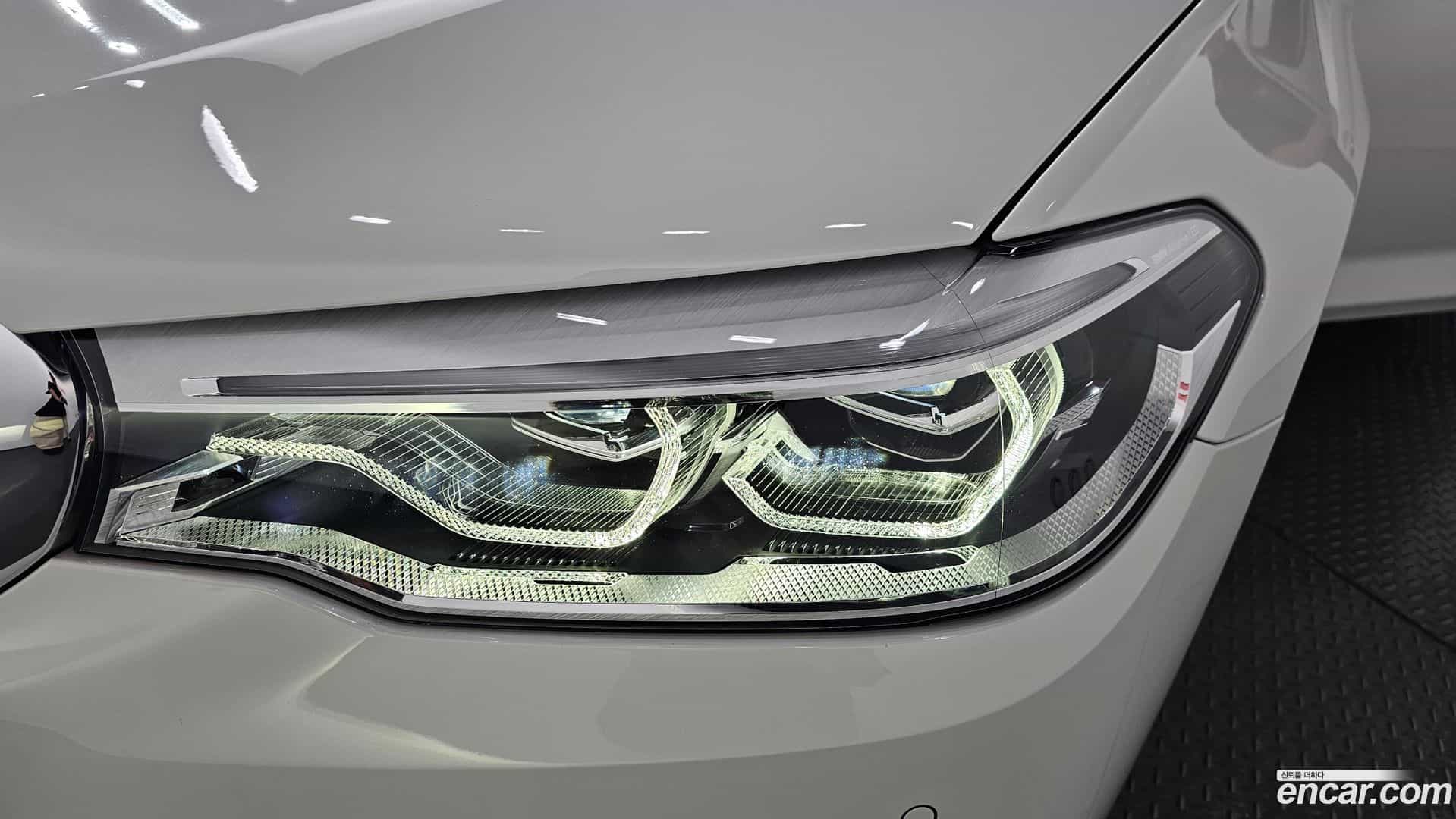 5-Series BMW 2017.5-OUTER-032