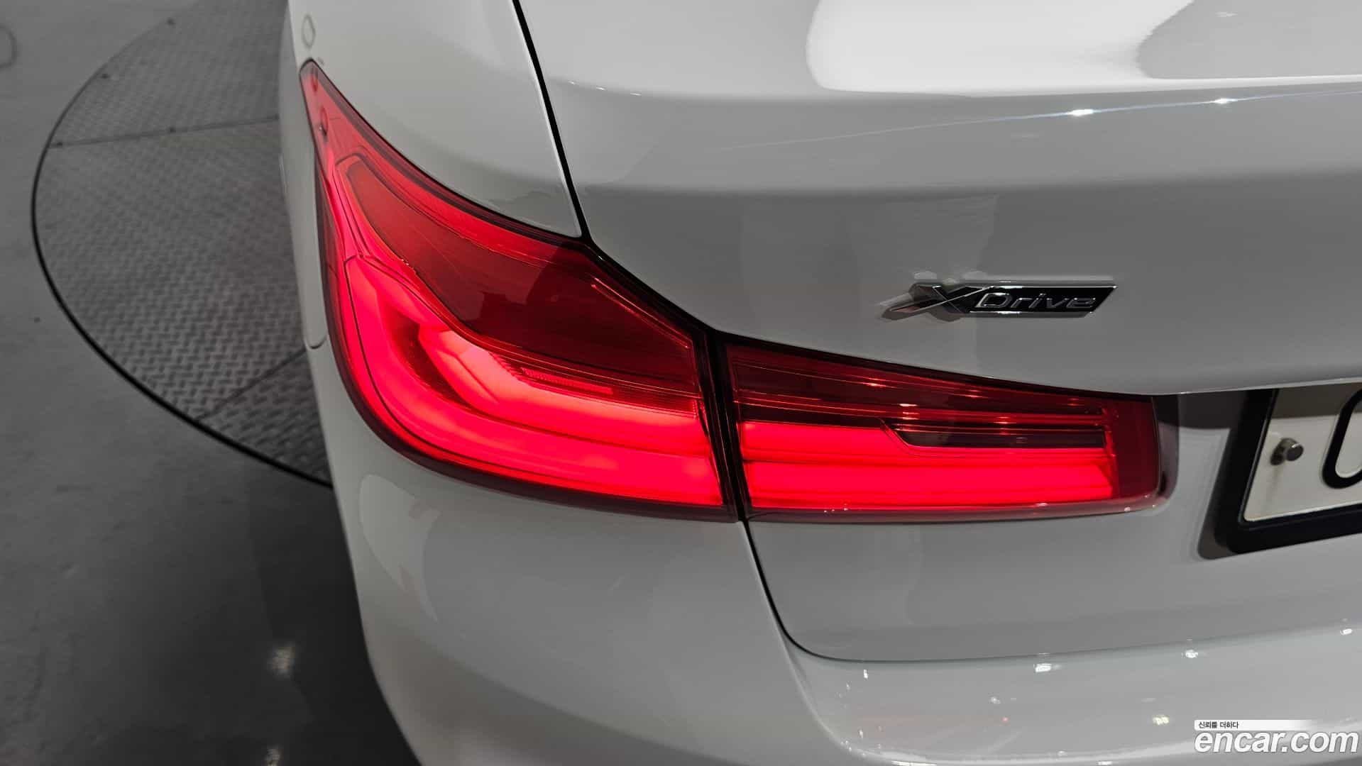 5-Series BMW 2017.5-OUTER-033