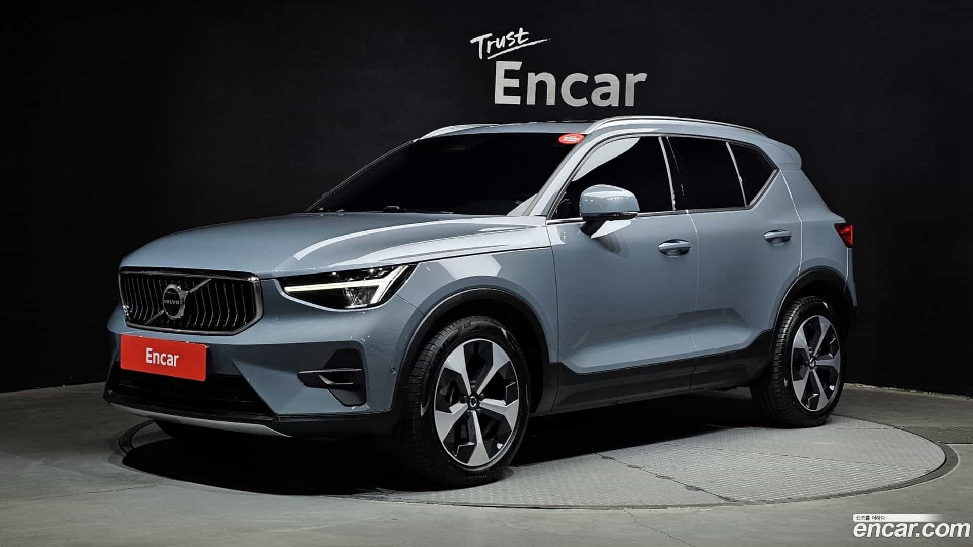 XC40 Volvo 2023.2-OUTER-001