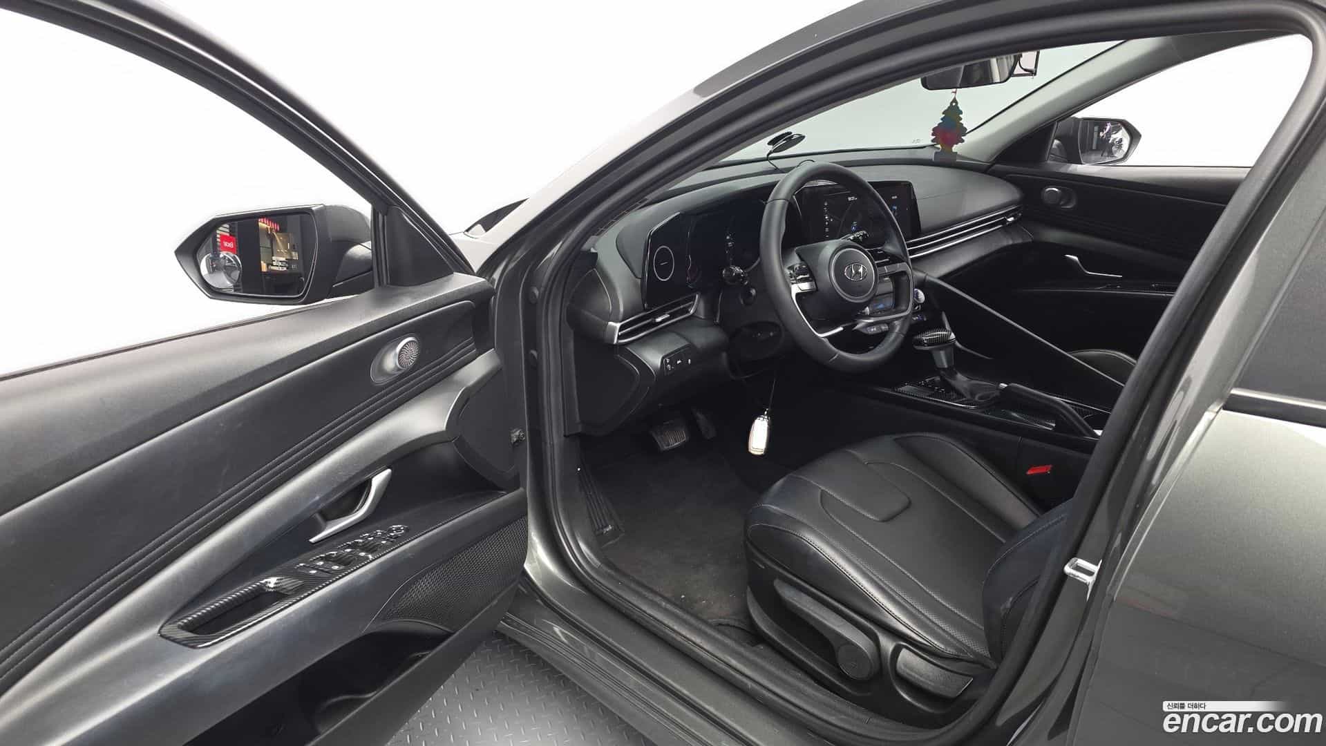 AVANTE Hyundai 2022.9-INNER-010