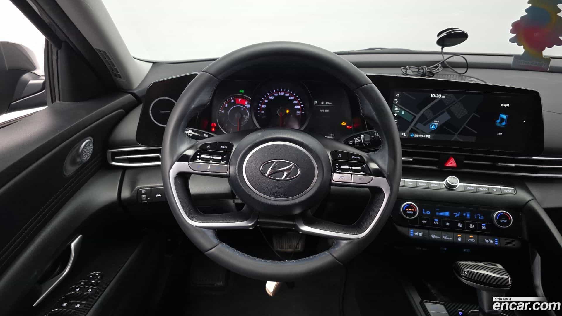 AVANTE Hyundai 2022.9-OPTION-017