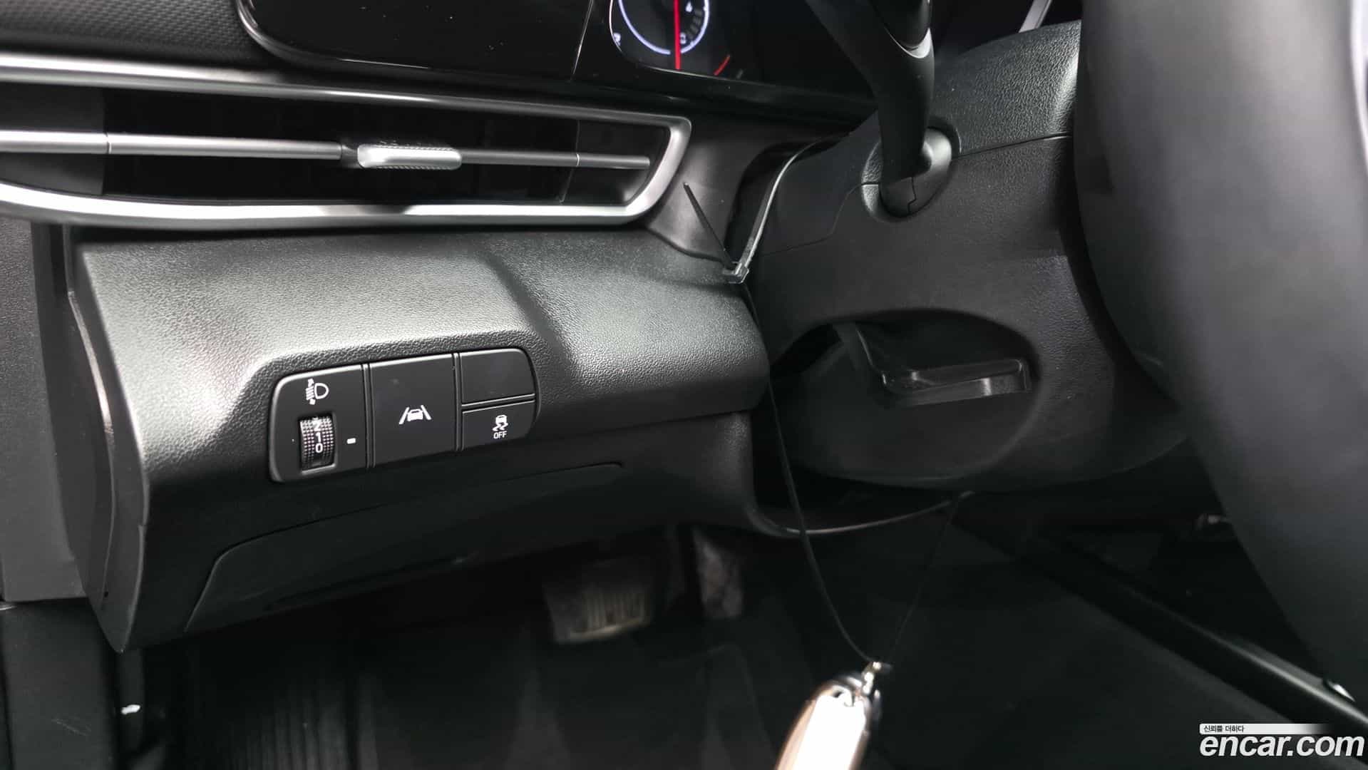 AVANTE Hyundai 2022.9-OPTION-022