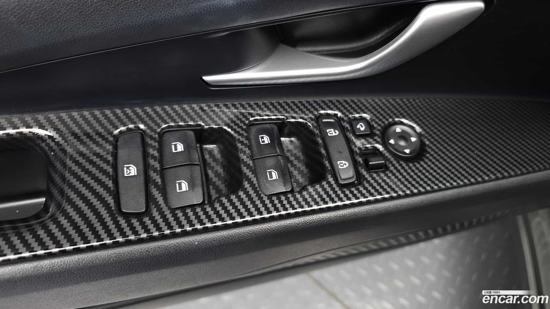 AVANTE Hyundai 2022.9-OPTION-042