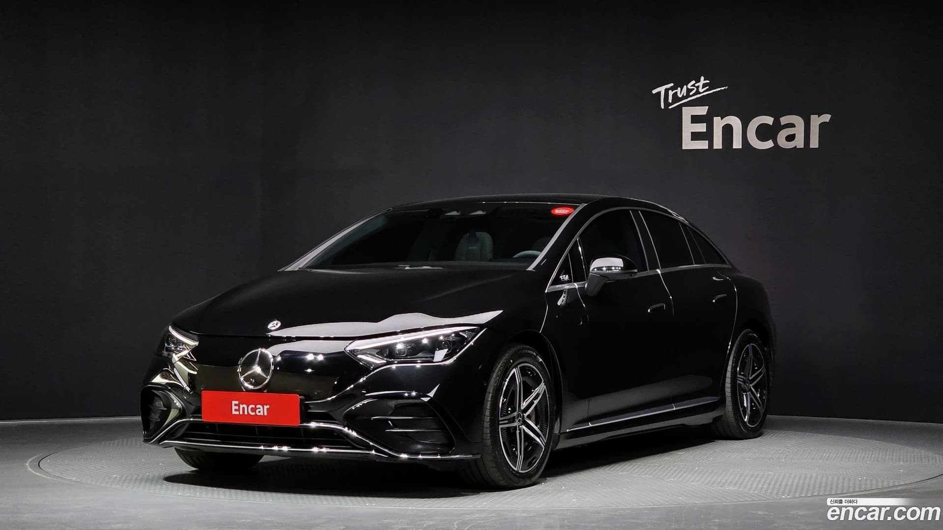 Main__Slider__Photo:EQE Mercedes-Benz 2024.9-0