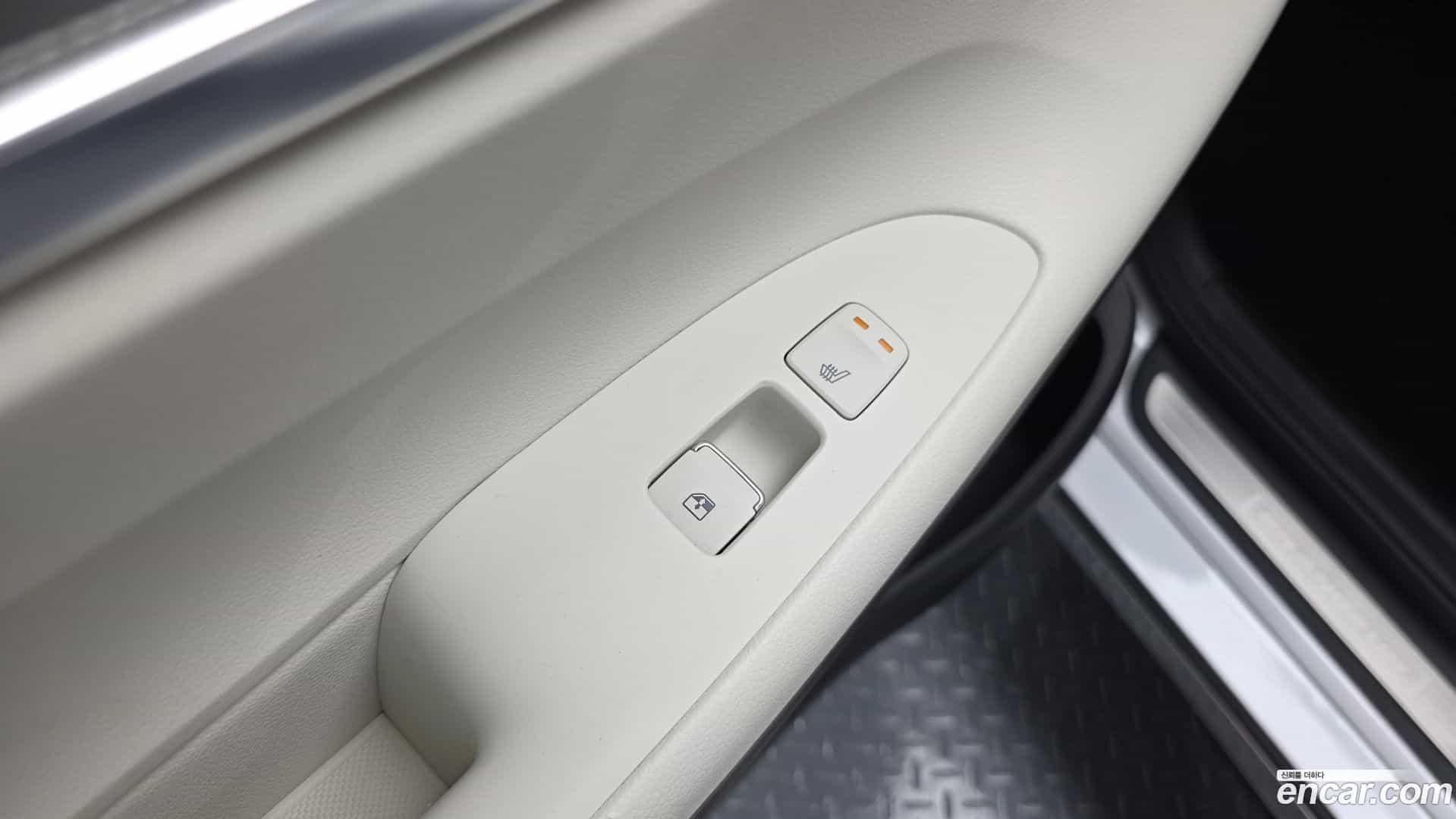 Grandeur Hyundai 2022.3-OPTION-023