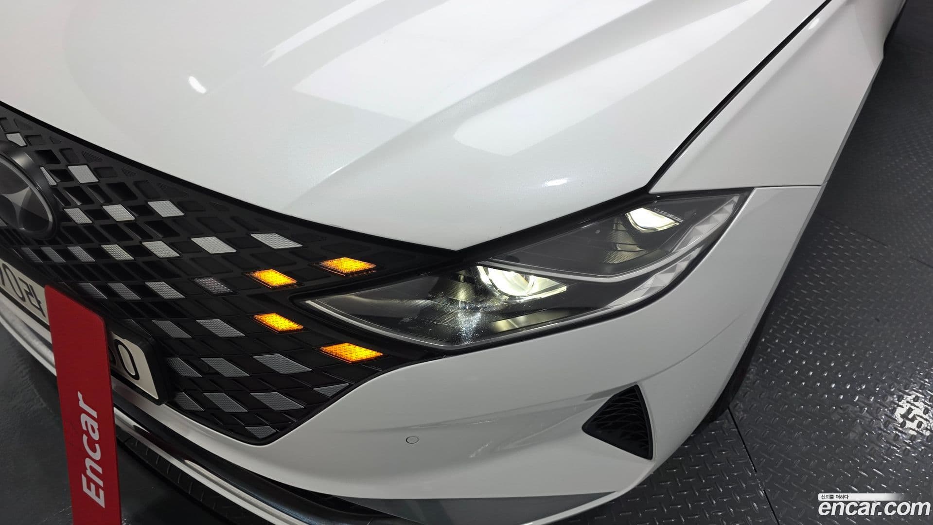 Main__Slider__Photo:Grandeur Hyundai 2022.3-21