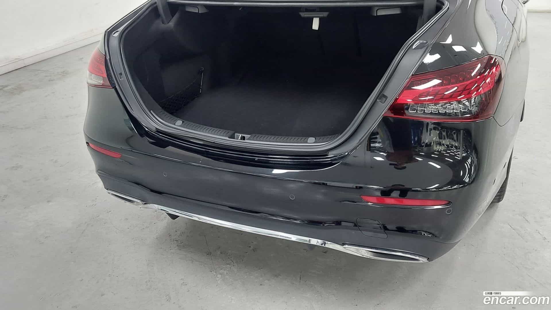 E-Class Mercedes-Benz 2022.1-OPTION-015