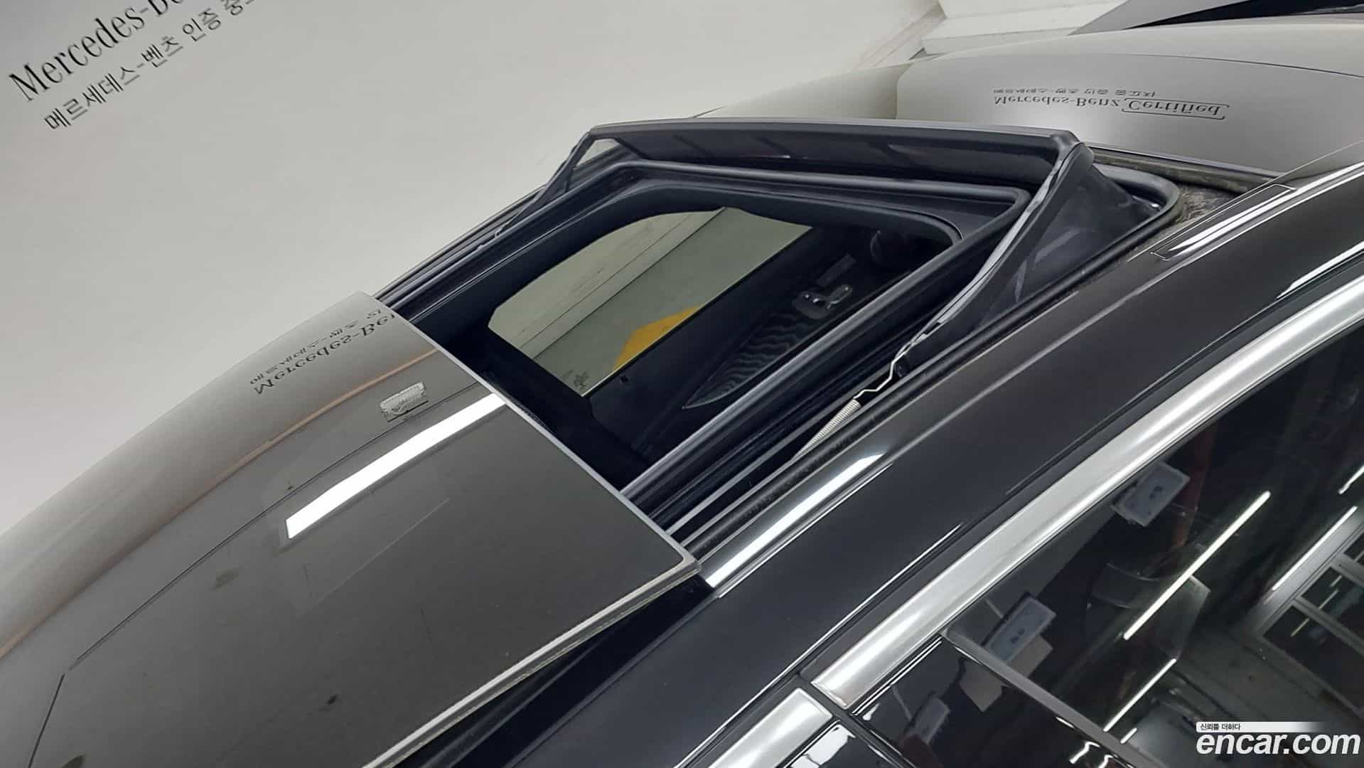 E-Class Mercedes-Benz 2022.1-OPTION-016