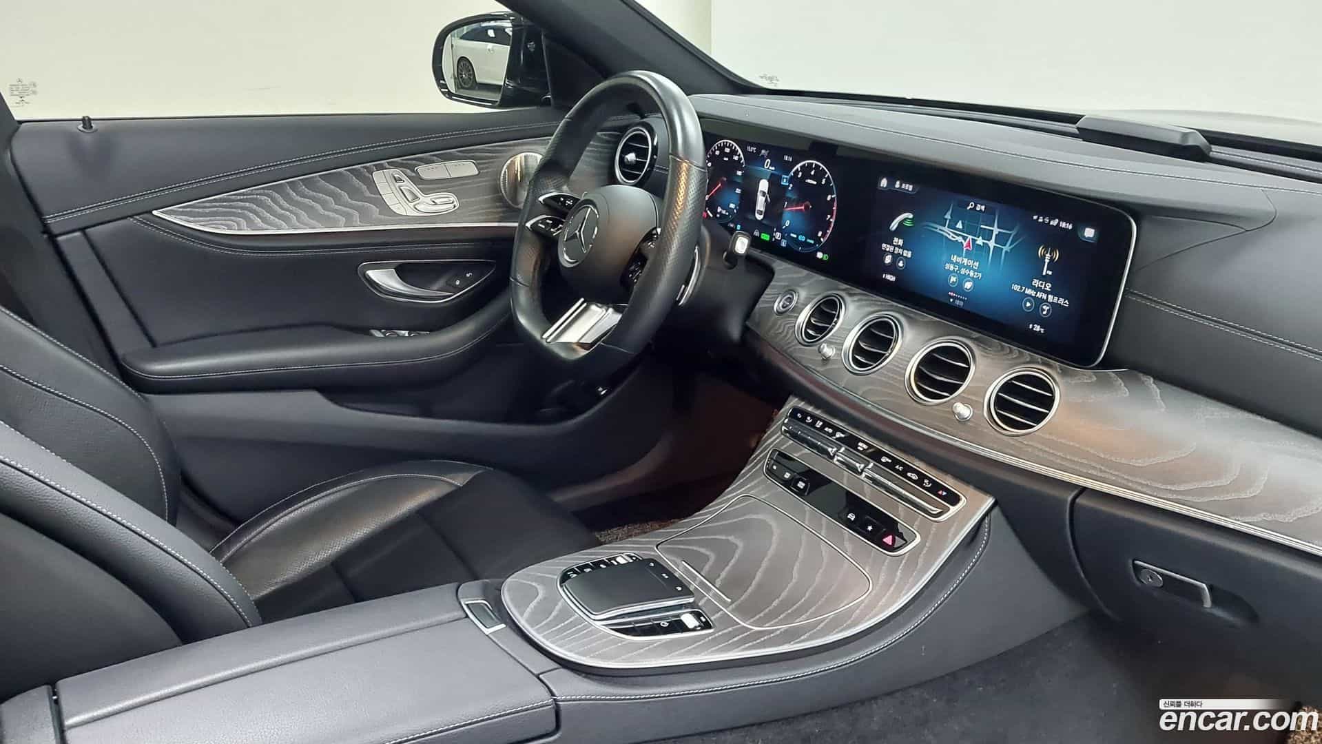 E-Class Mercedes-Benz 2022.1-OPTION-017