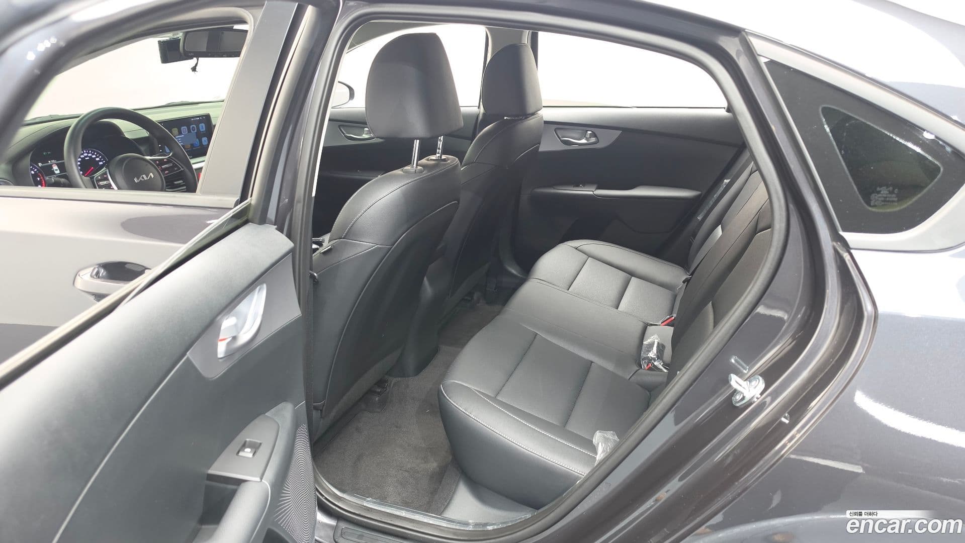 Main__Slider__Photo:K3 Kia 2023.1-11