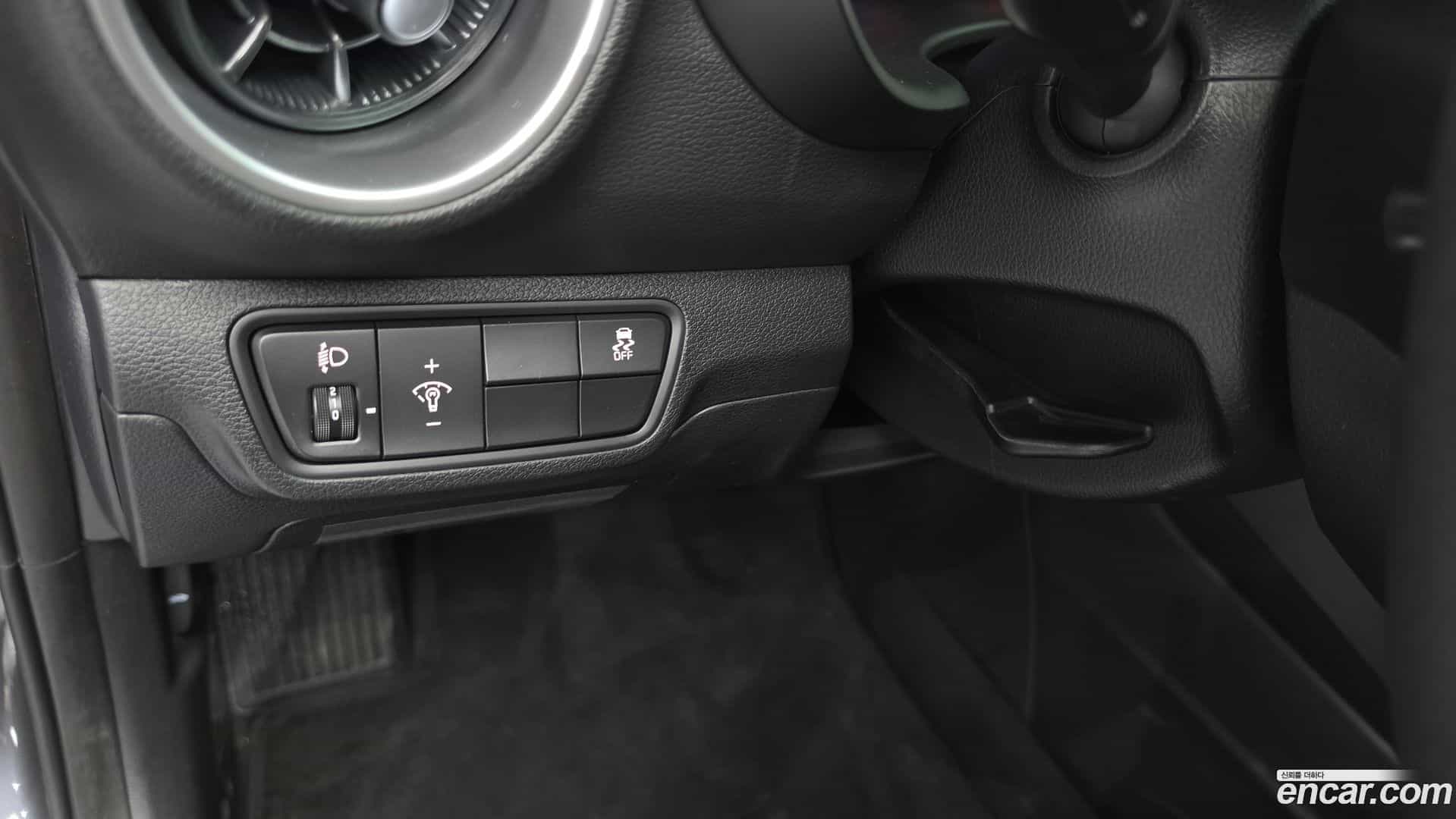 K3 Kia 2023.1-OPTION-024