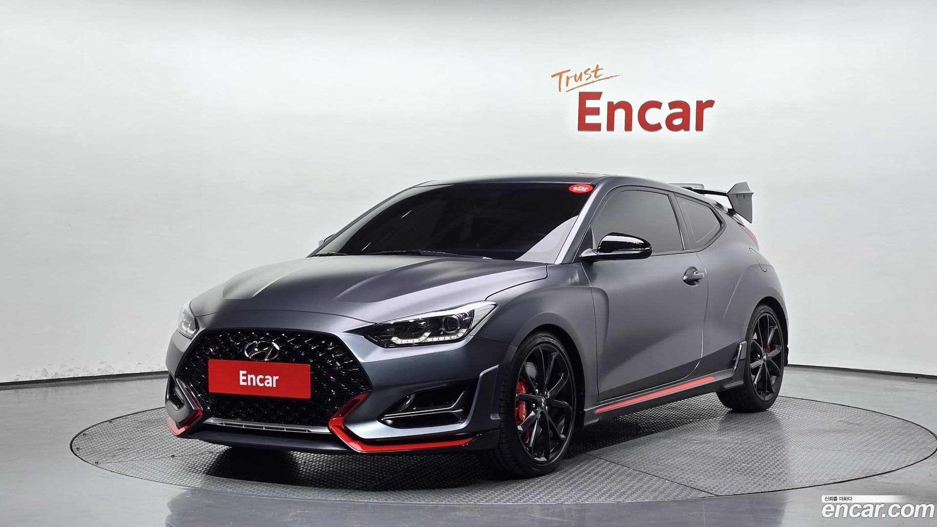 Main__Slider__Photo:Veloster Hyundai 2020.9-0
