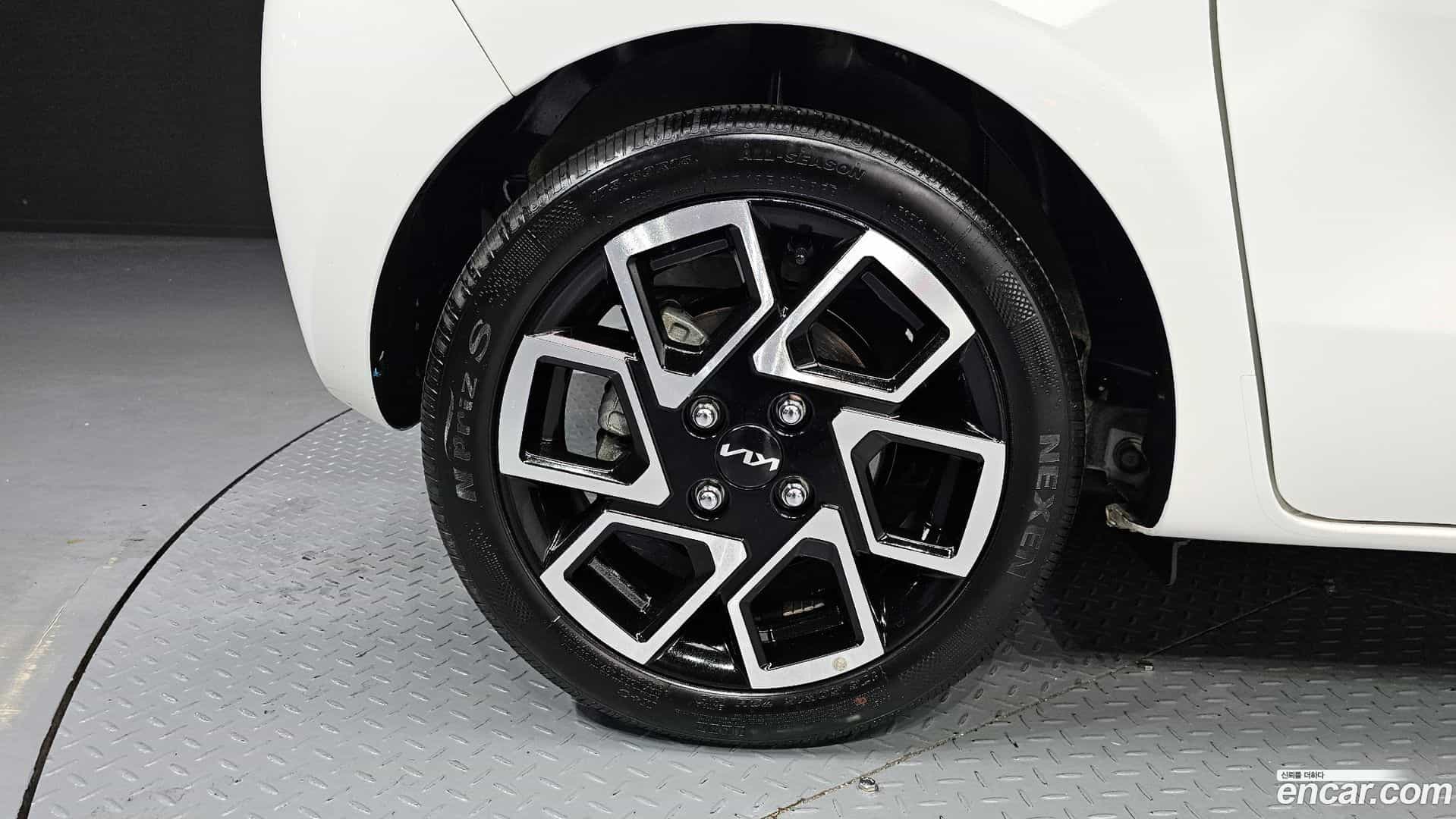 RAY Kia 2023.8-OUTER-005