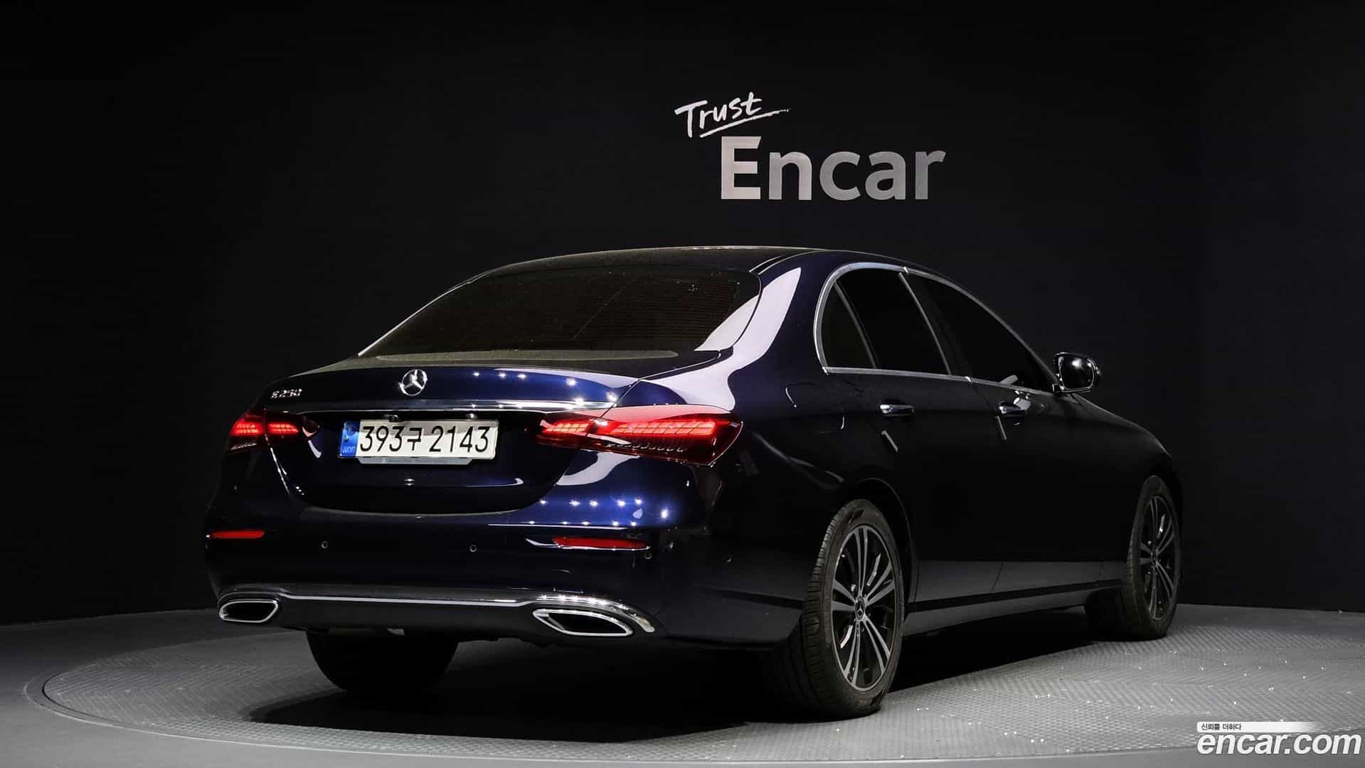E-Class Mercedes-Benz 2022.1-OUTER-002