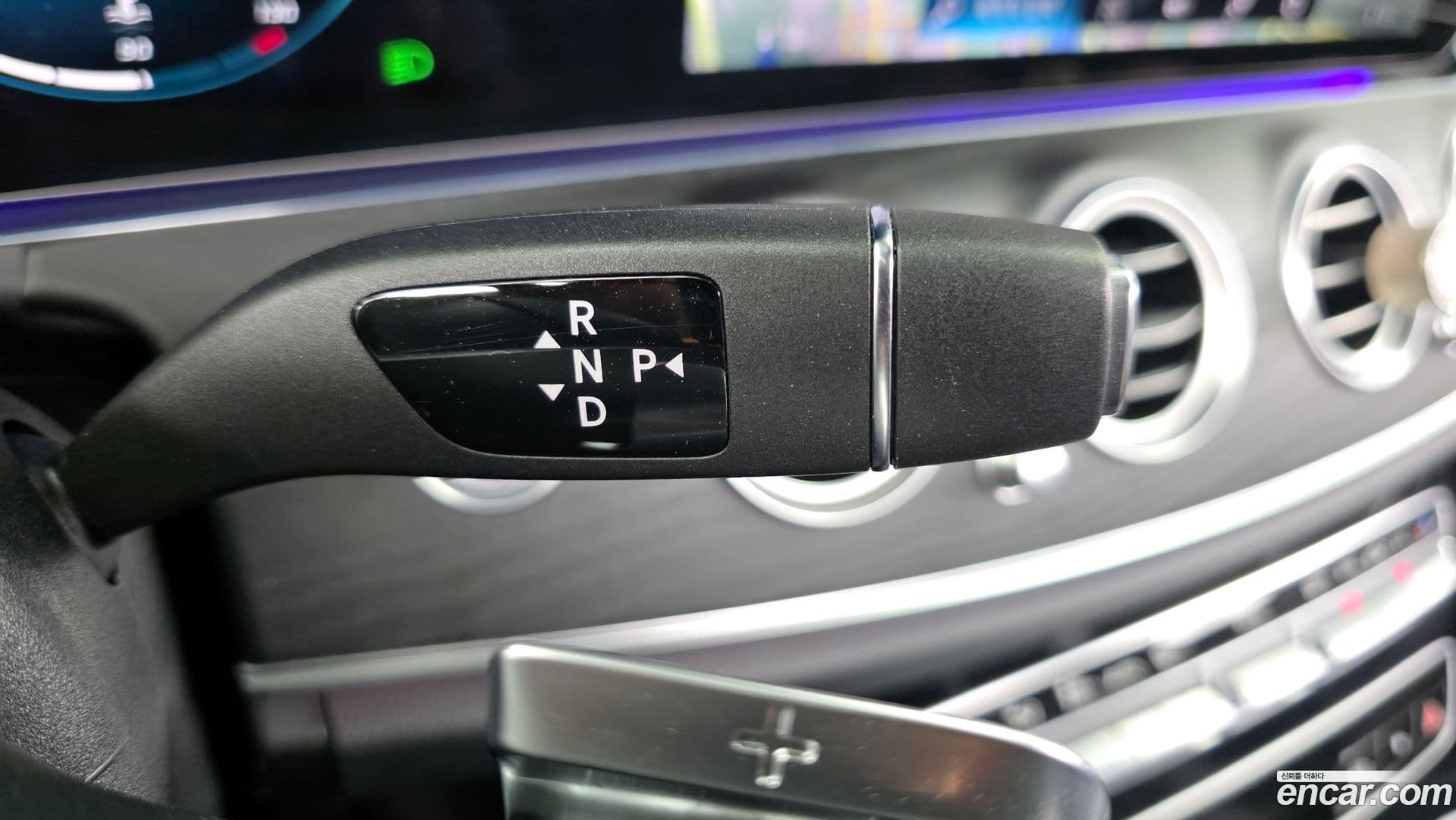 Main__Slider__Photo:E-Class Mercedes-Benz 2022.1-8
