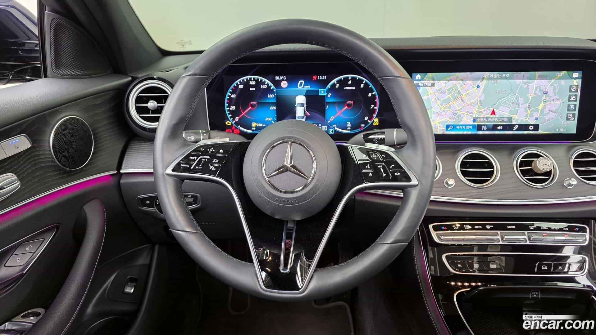 E-Class Mercedes-Benz 2022.1-OPTION-017