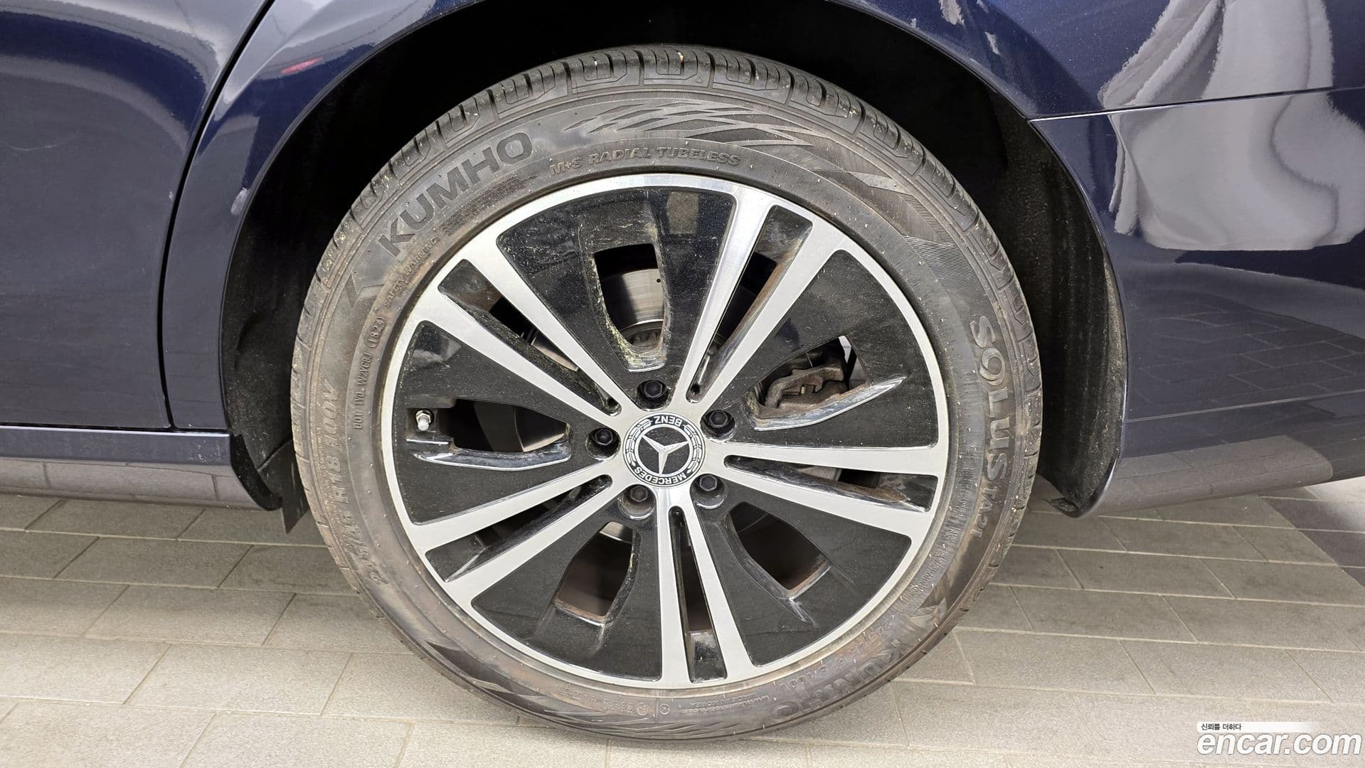 Main__Slider__Photo:E-Class Mercedes-Benz 2022.1-20