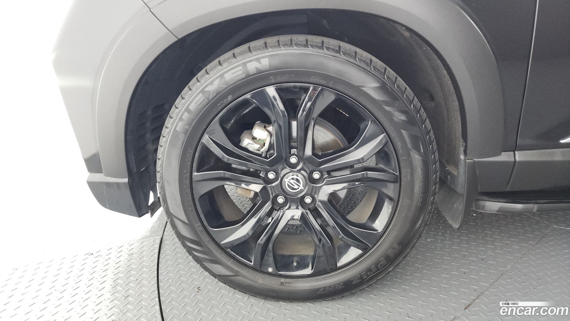 Main__Slider__Photo:Rexton KG Mobility 2022.6-4